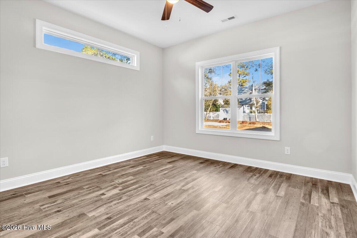 100551453 | Photo 29