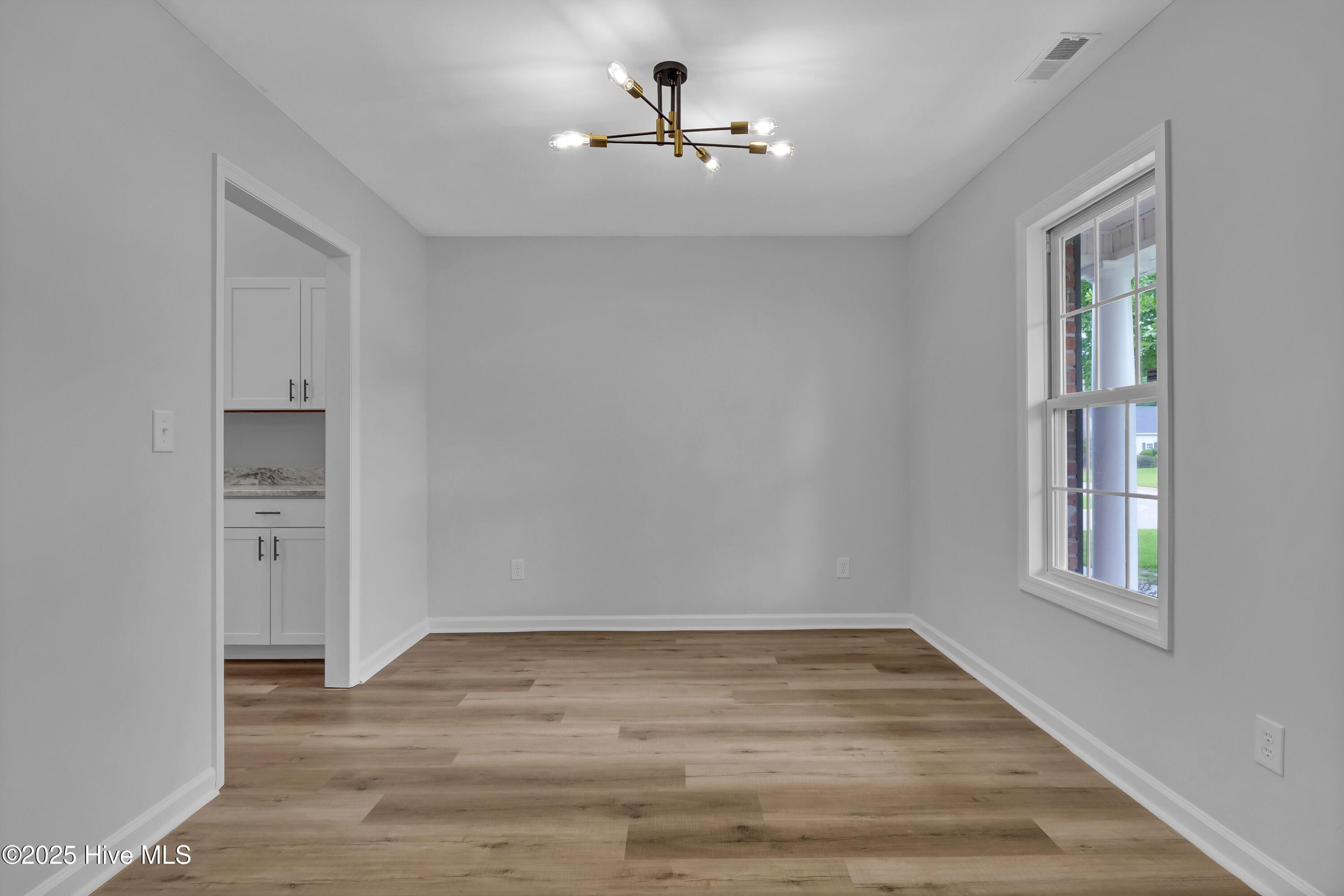 5200 Woods Edge Road, Wilmington, NC 28409 – photo 16: DINING ROOM