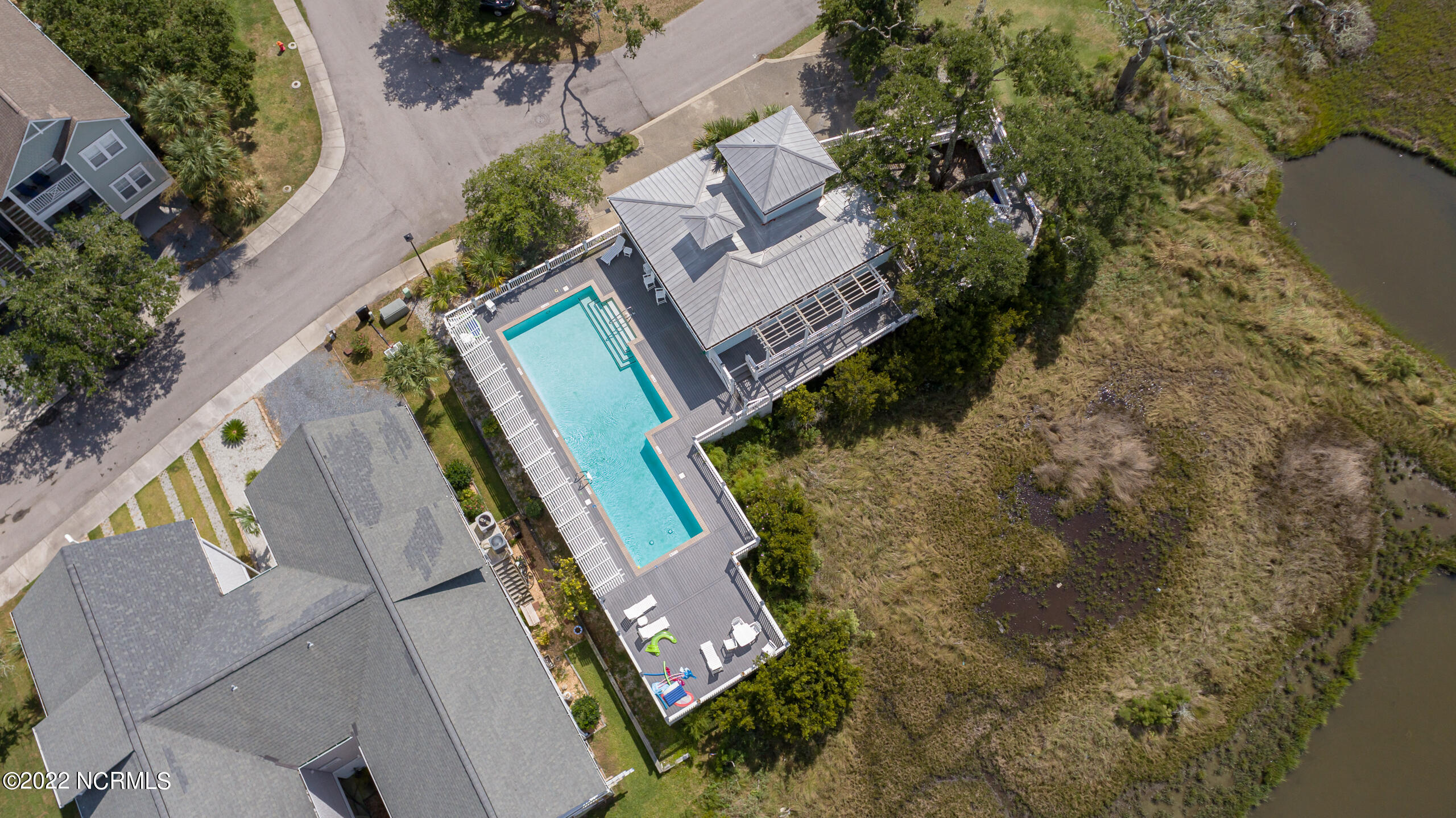 100496127 | Photo 40