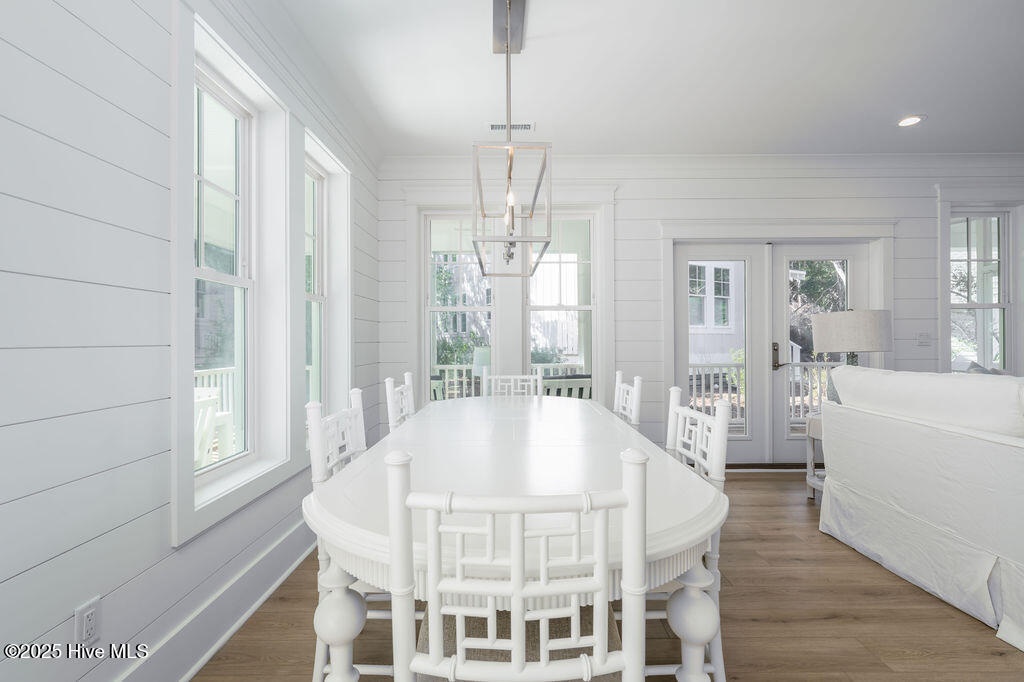 100522858 | Photo 15