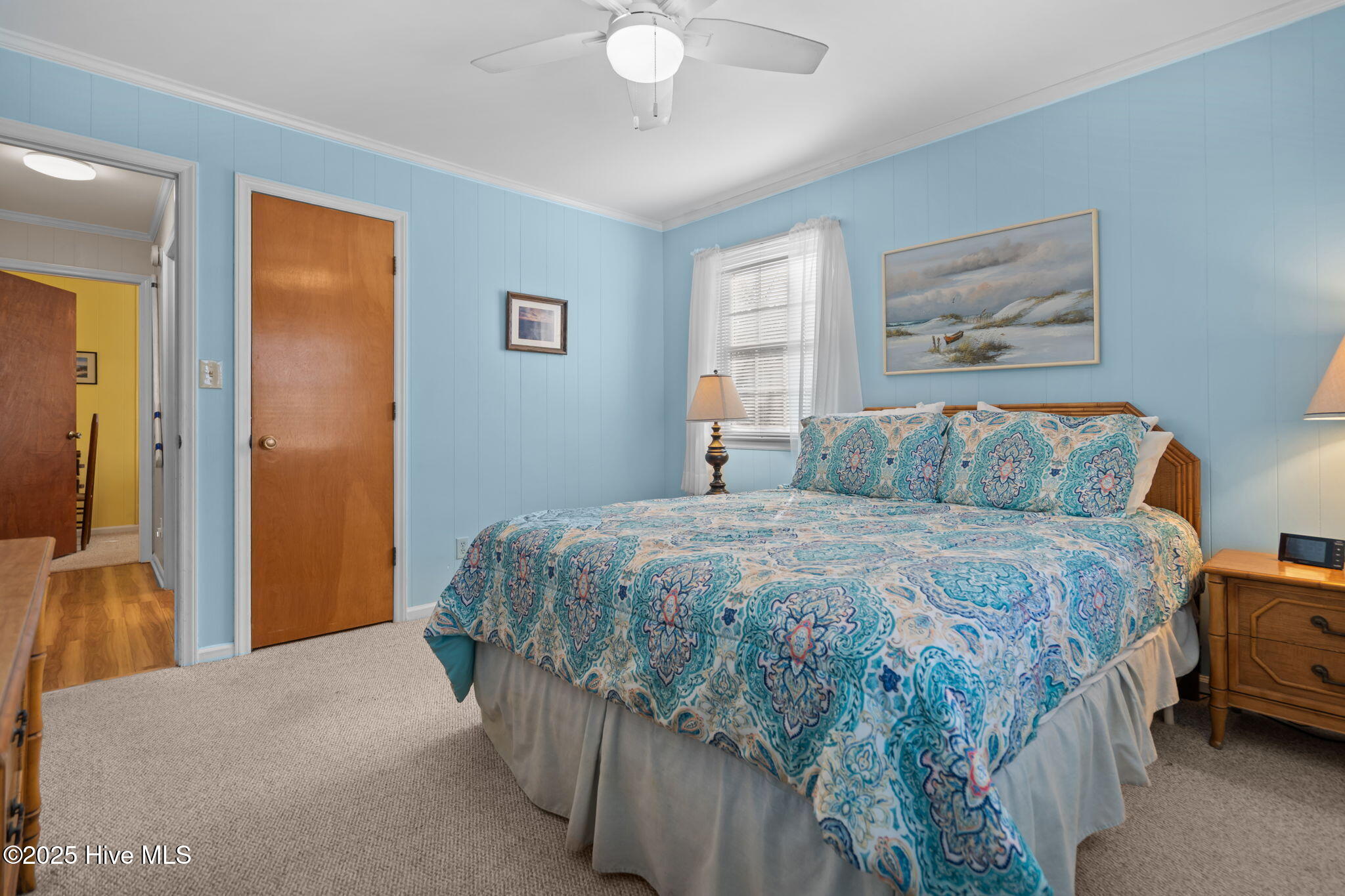 100537685 | Photo 24