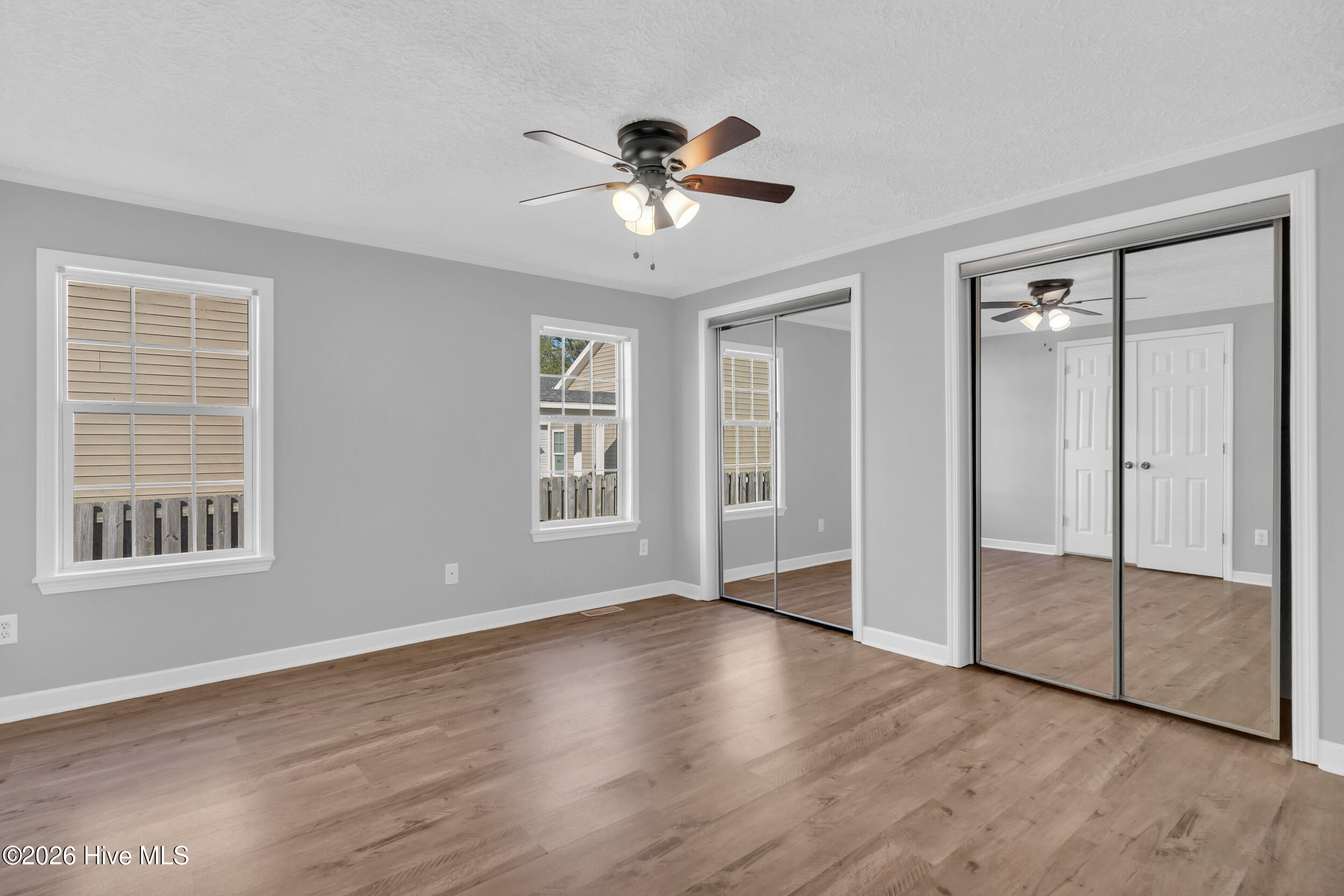 100550344 | Photo 15