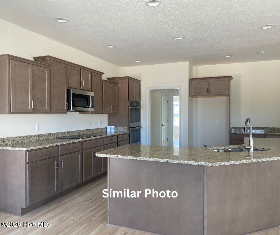 100567501 | Photo 10