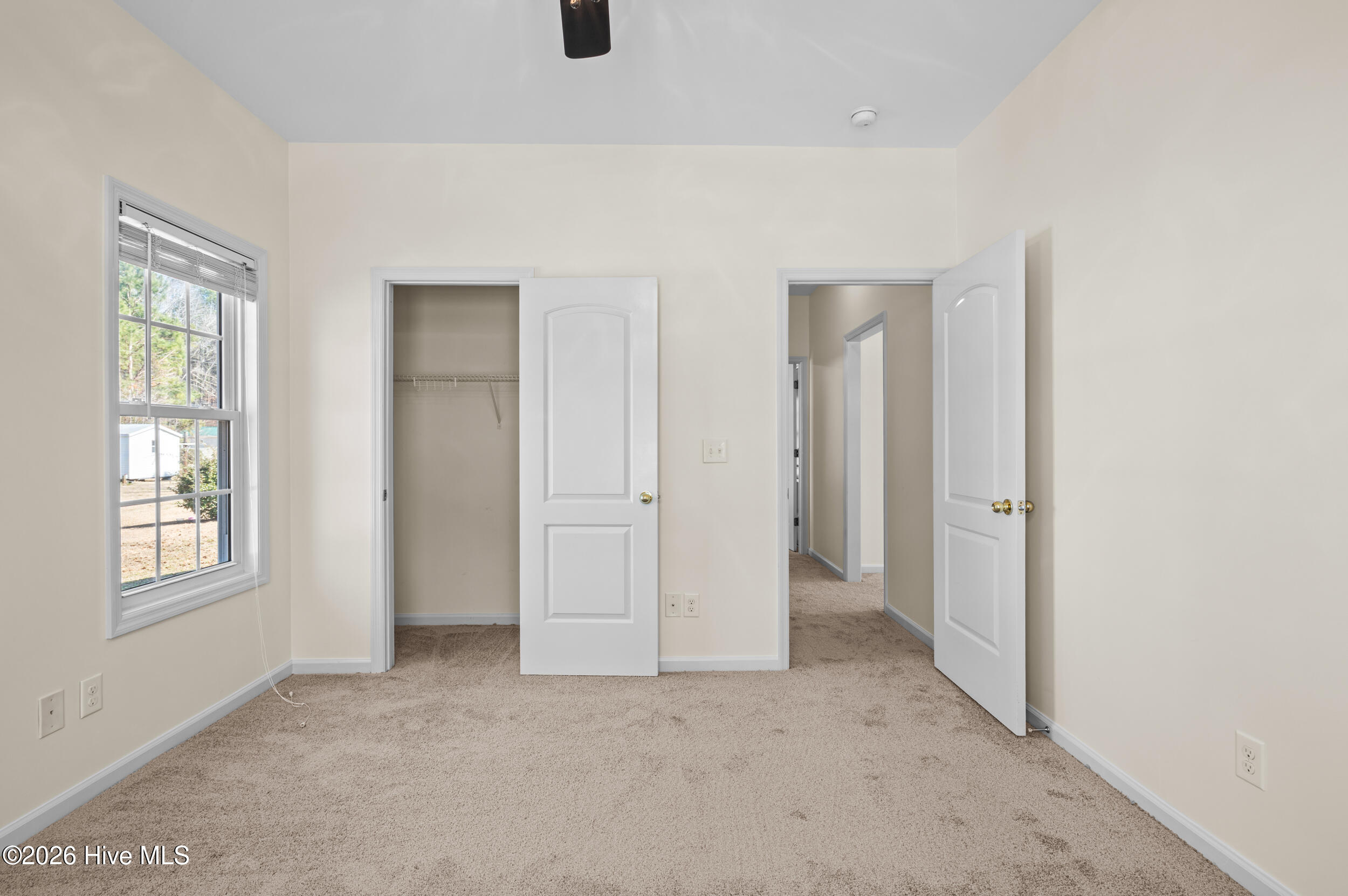 100553991 | Photo 18