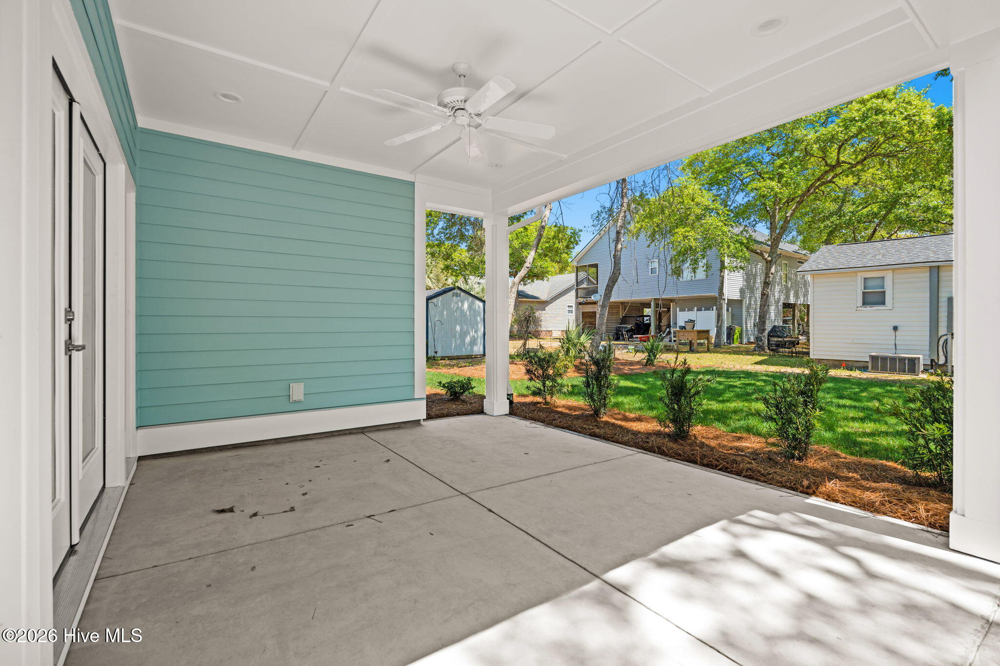 100546665 | Photo 68