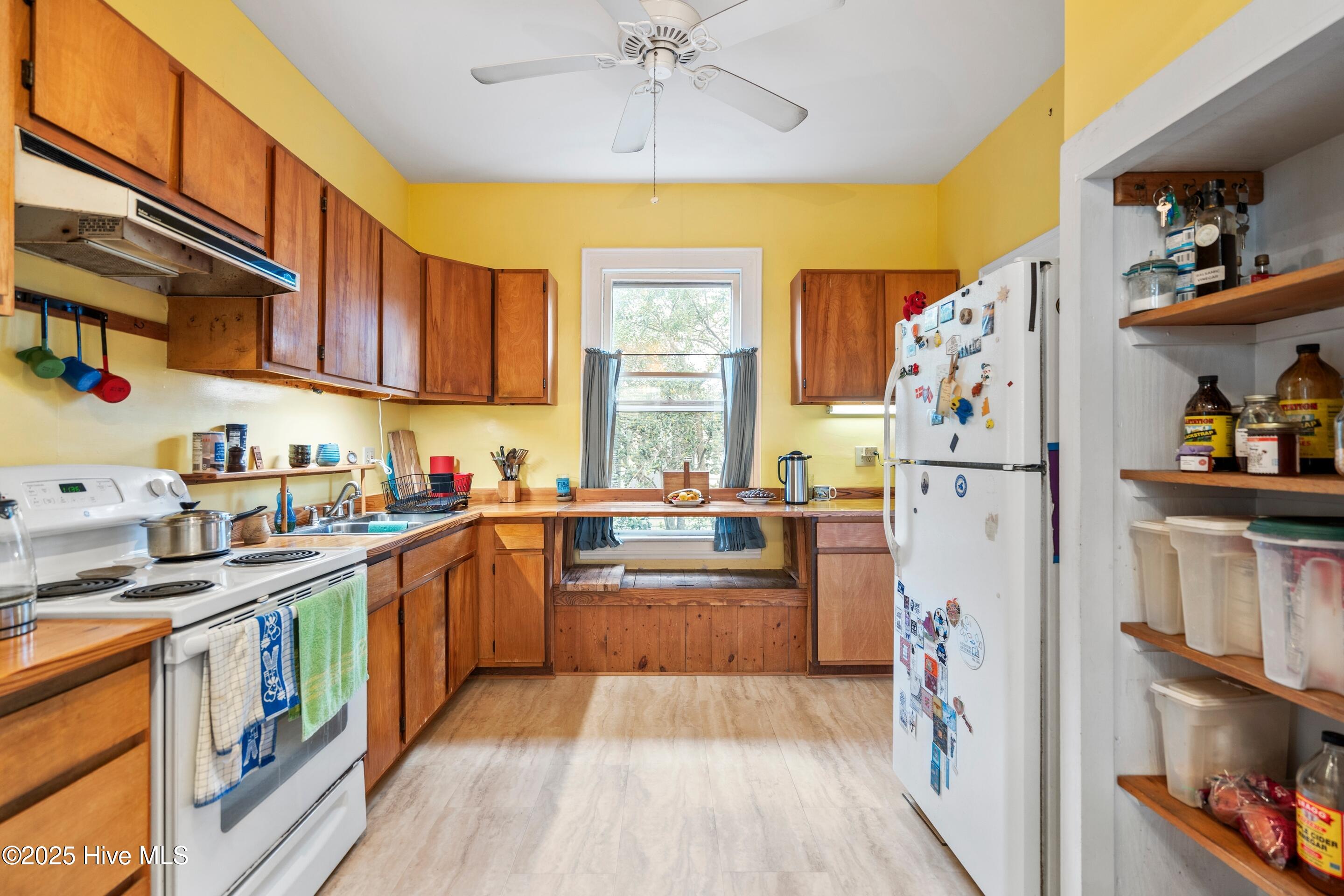 100535914 | Photo 19