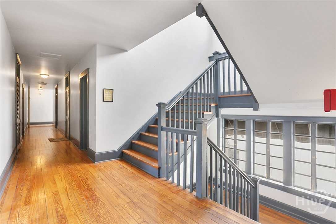 210 E State Street 16