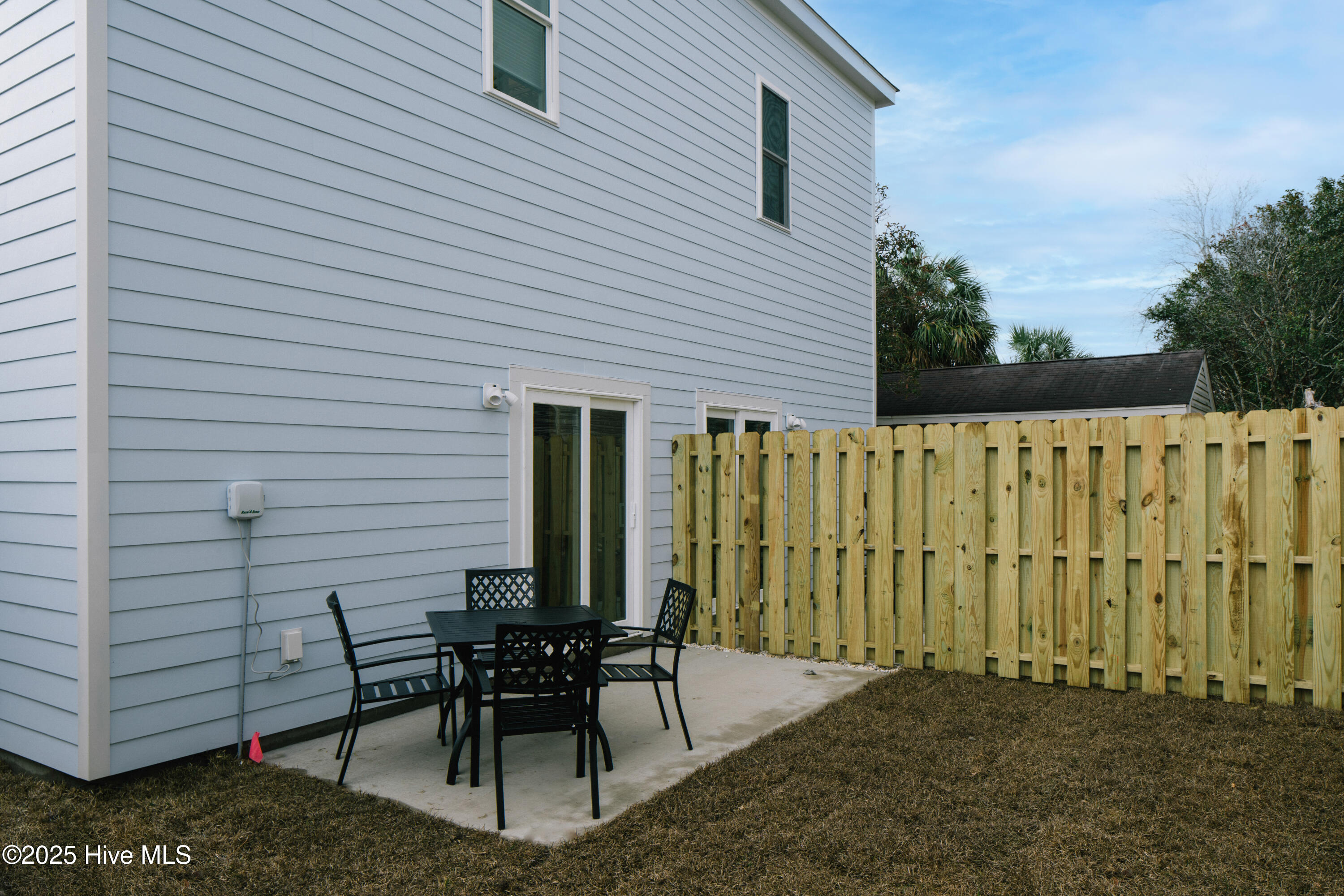 100541058 | Photo 26