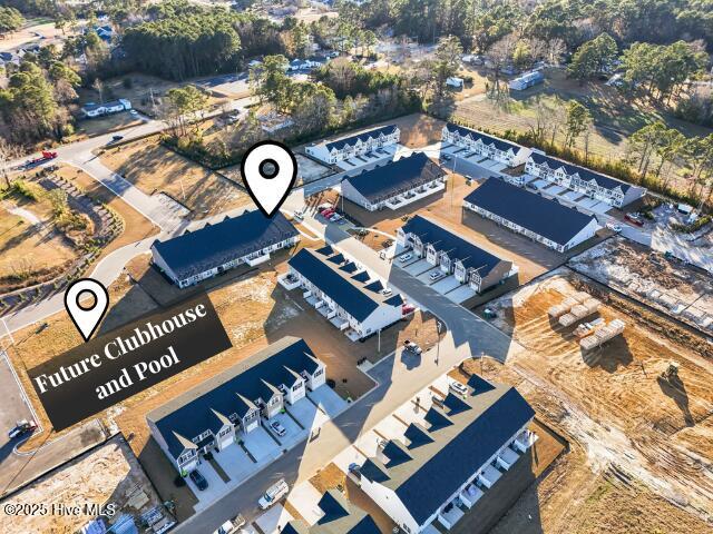 100545302 | Photo 33