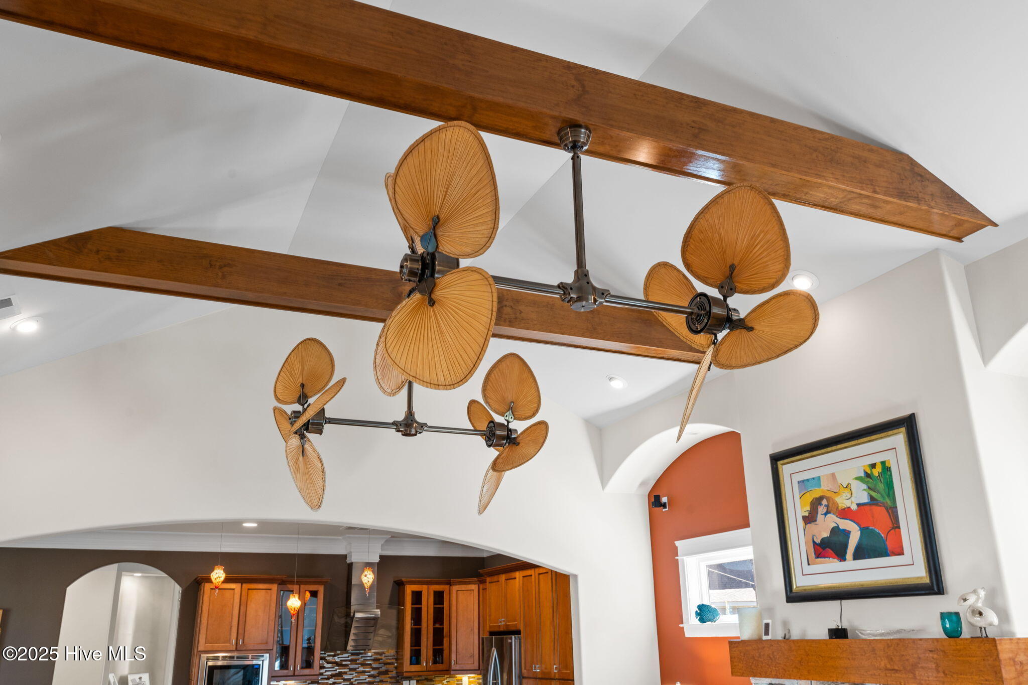 100540302 | Photo 30