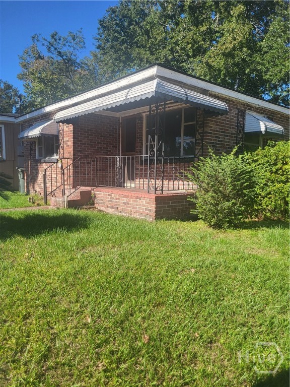 Photo 1 of Single family home for sale at 1400 Golden St, Savannah, GA 31415 | MLS# SA366410 | Listing updated on 2026-10-29