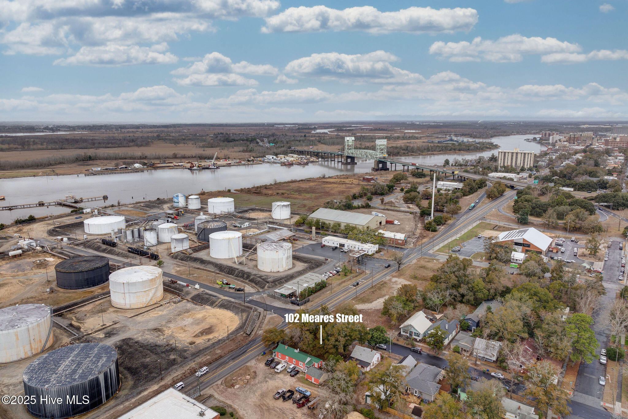 100492801 | Photo 19