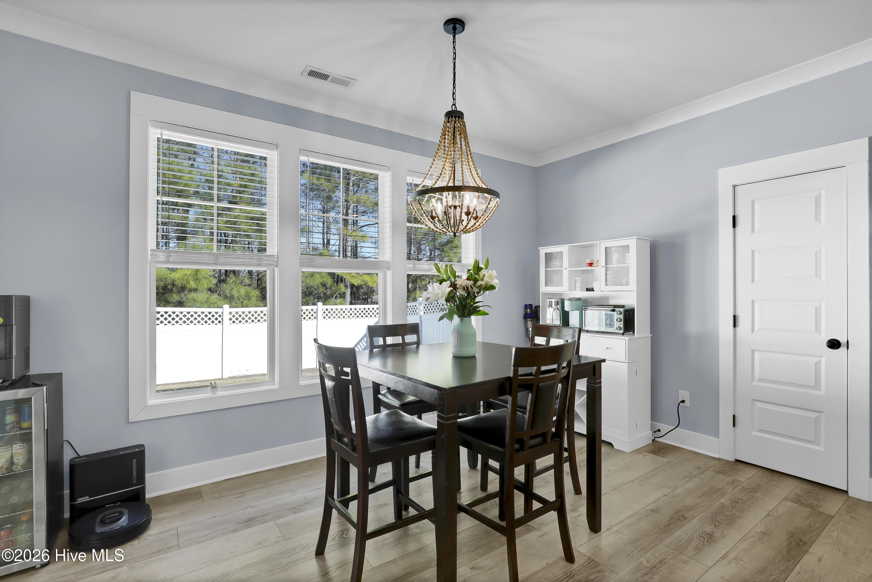 100556741 | Photo 22