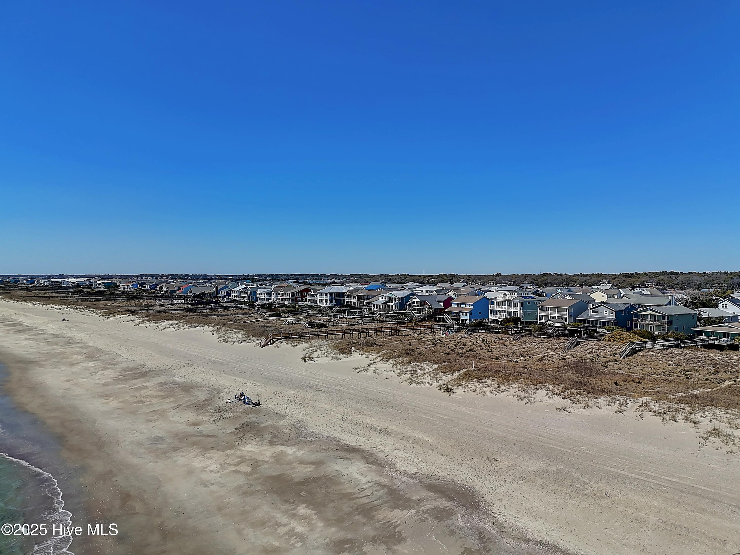 100497729 | Photo 50