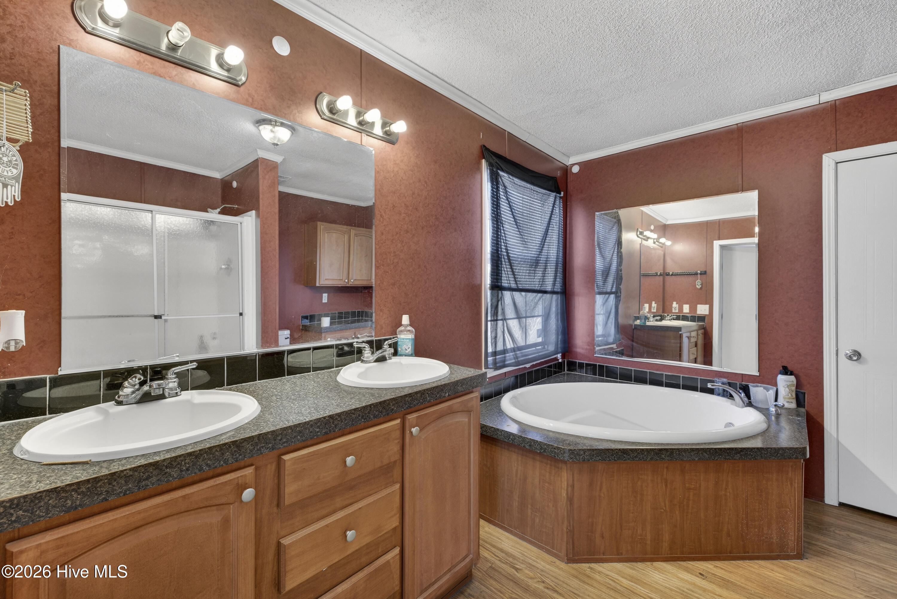 100553499 | Photo 12