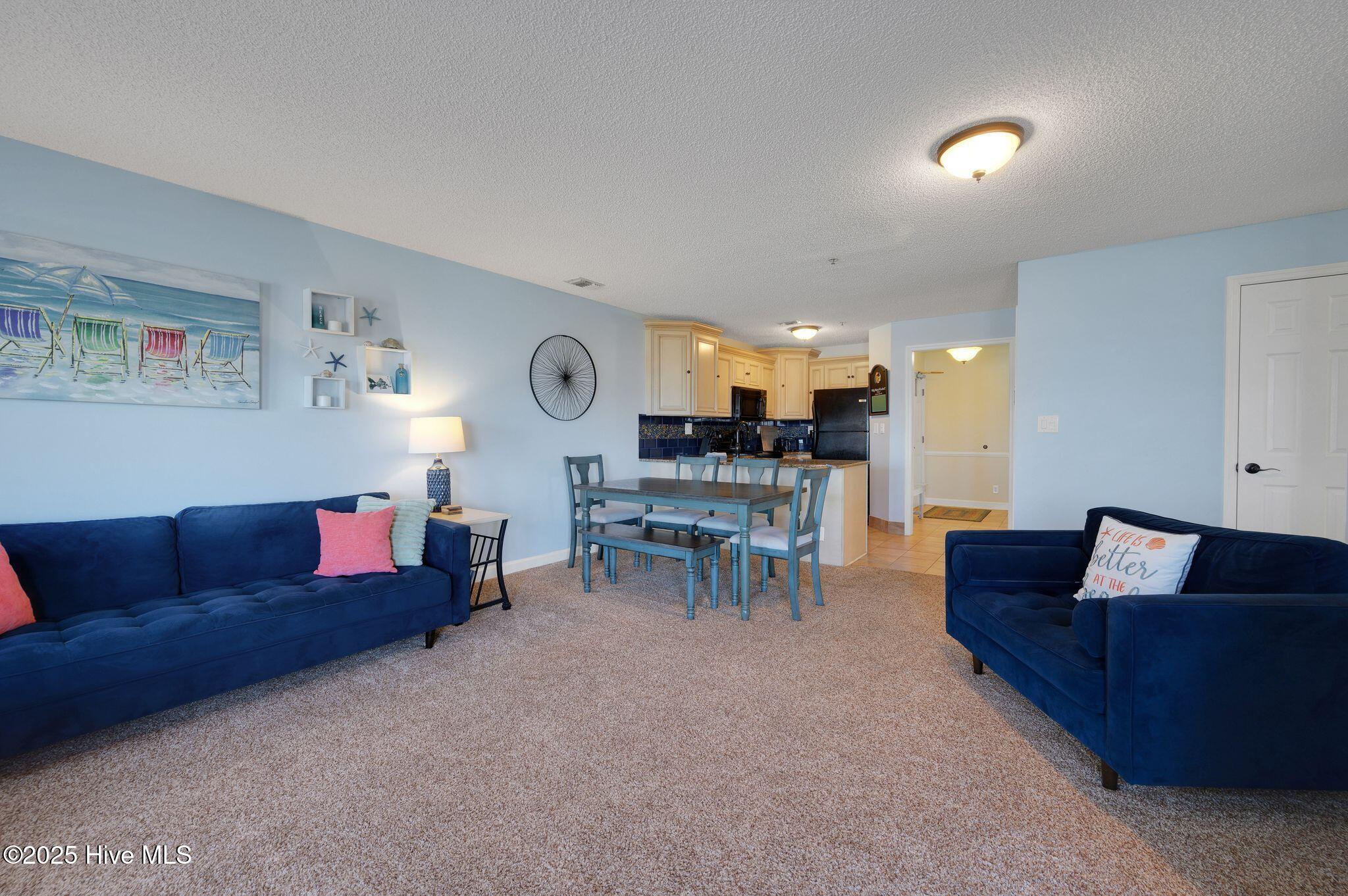 100498114 | Photo 10