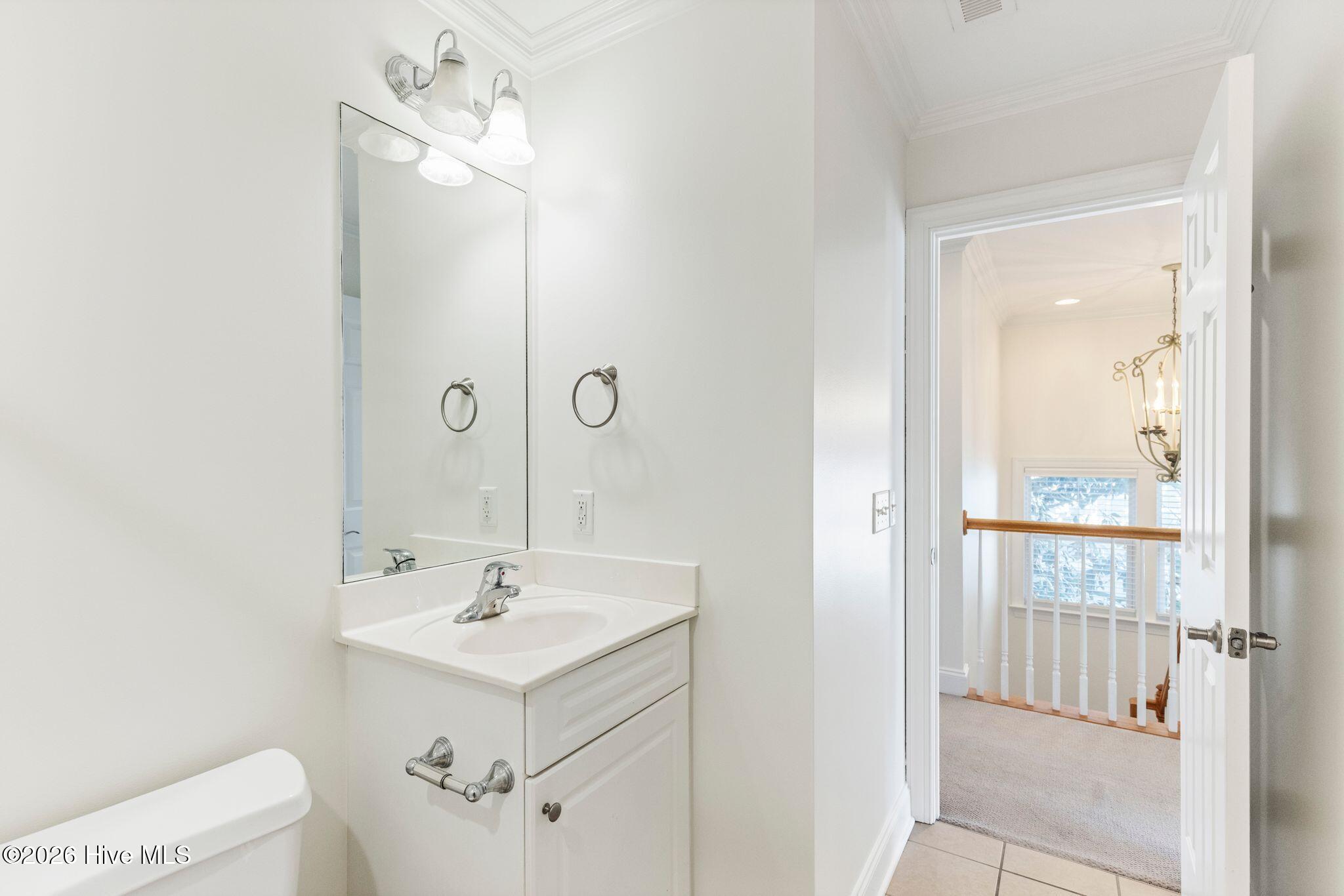 100560146 | Photo 38