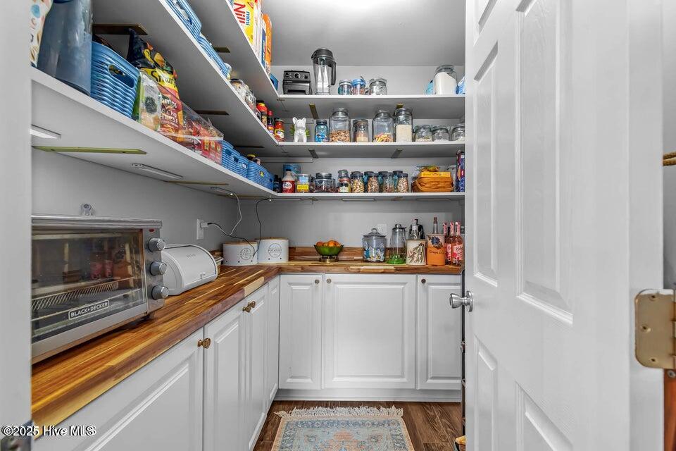 100556363 | Photo 27