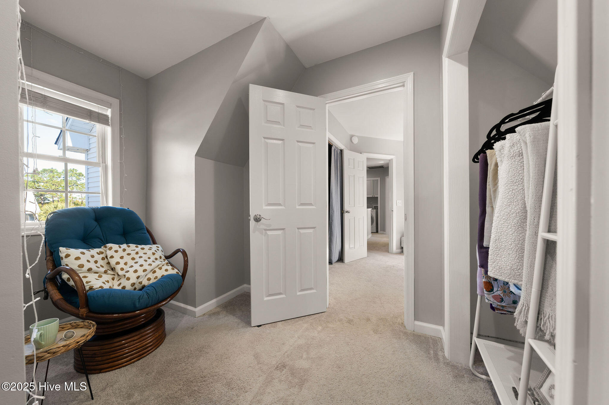 100539157 | Photo 78