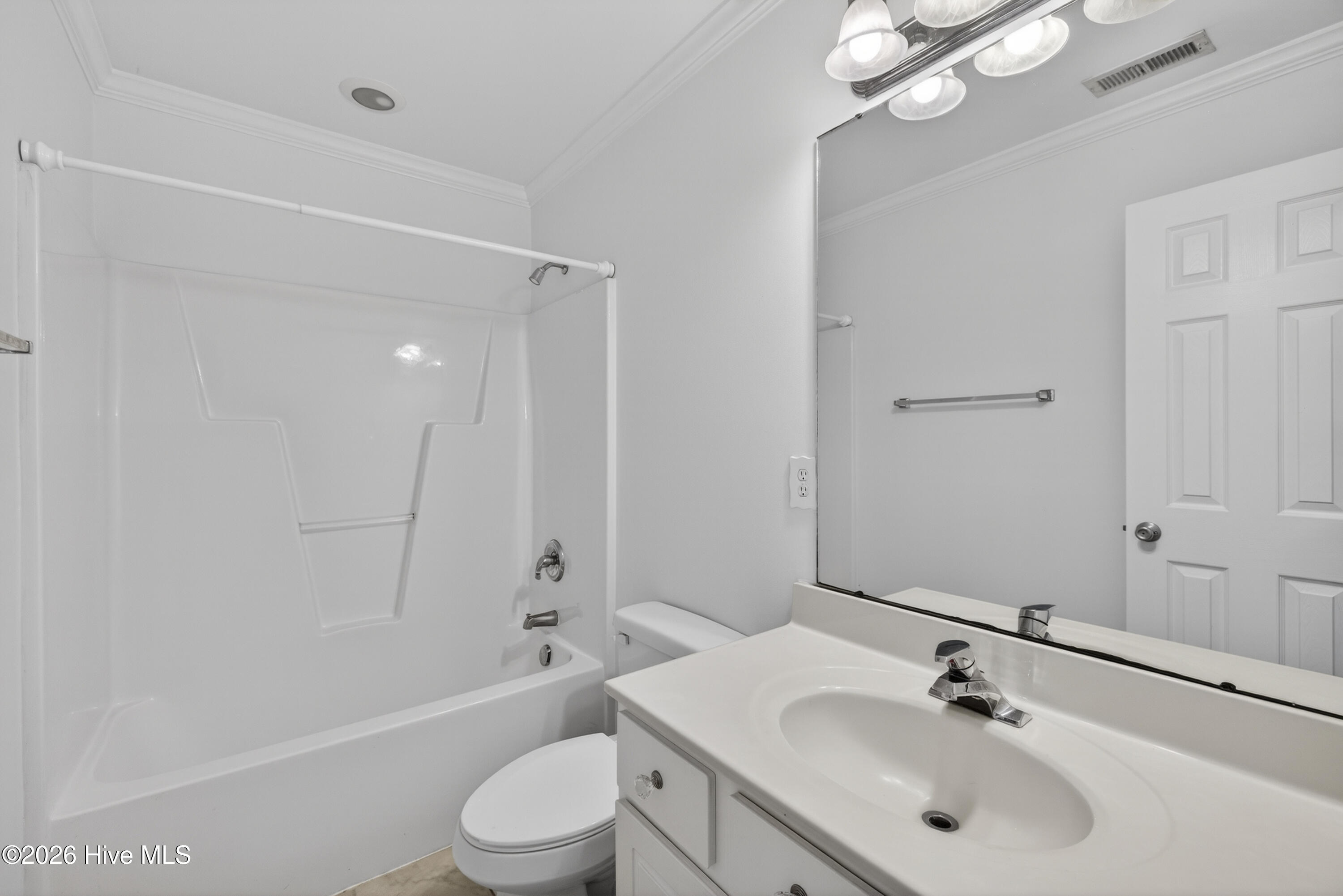 100563157 | Photo 21