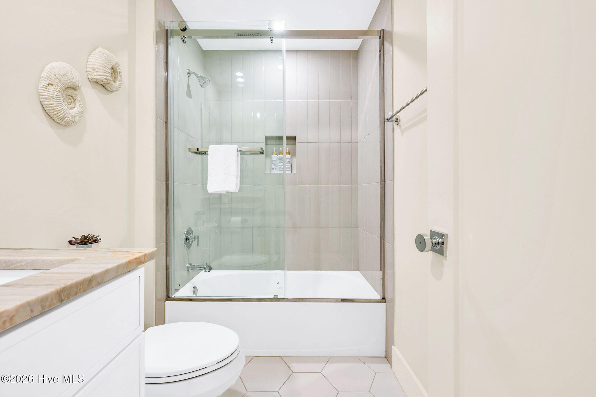 1800 Canal Drive UNIT 305, Carolina Beach, NC, 28428