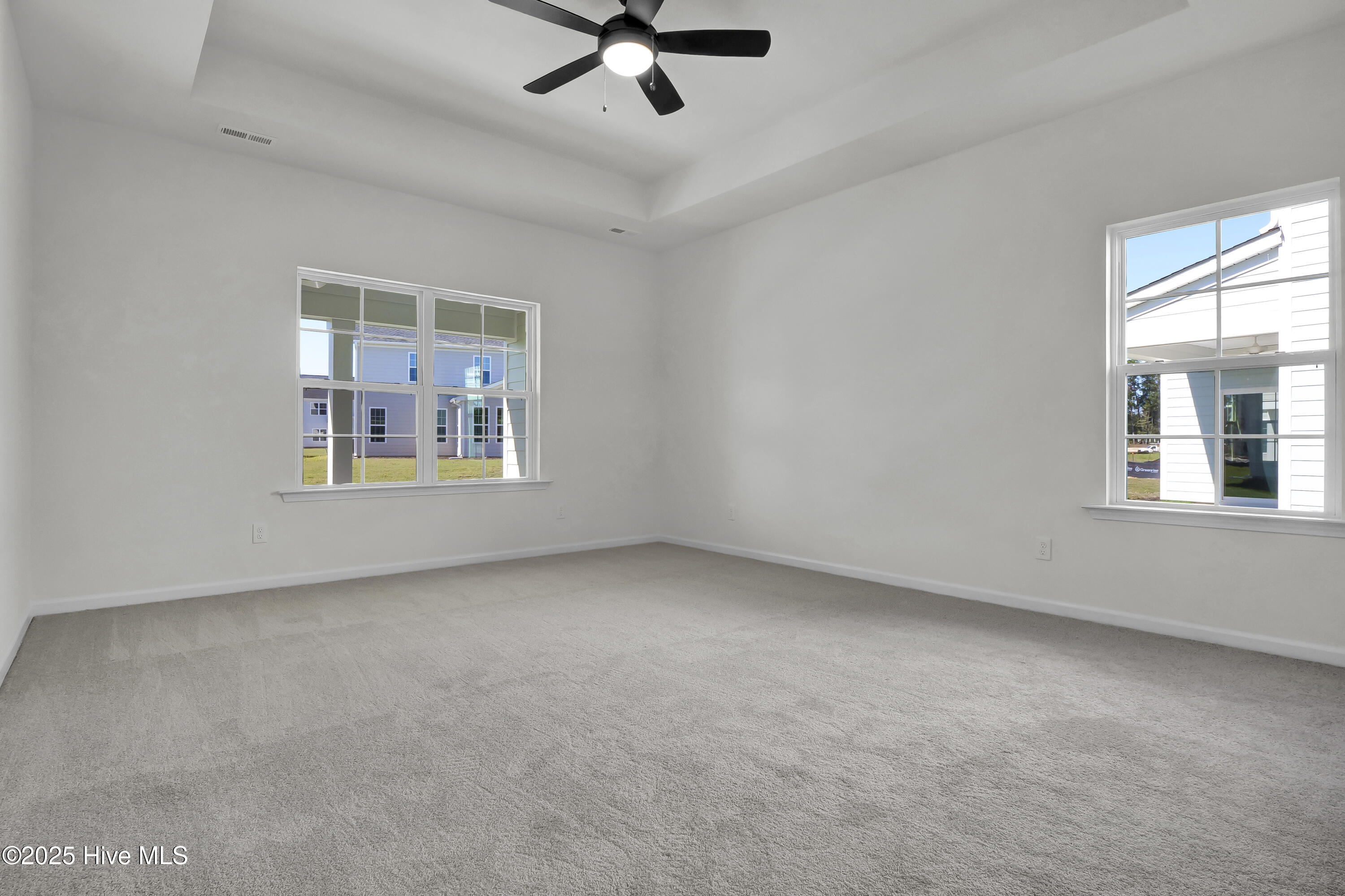 100551524 | Photo 14