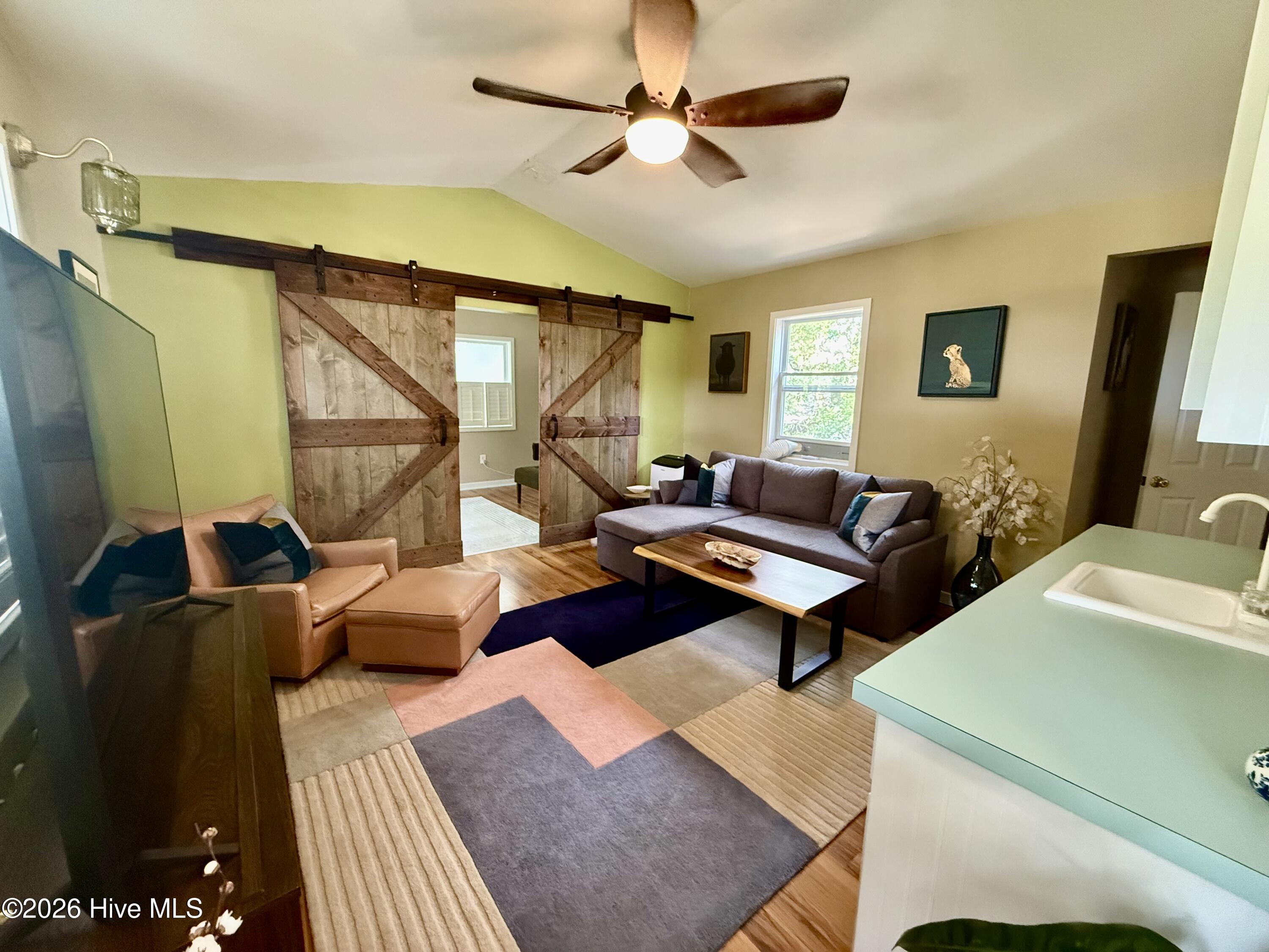 2807 Arendell Street,Morehead City