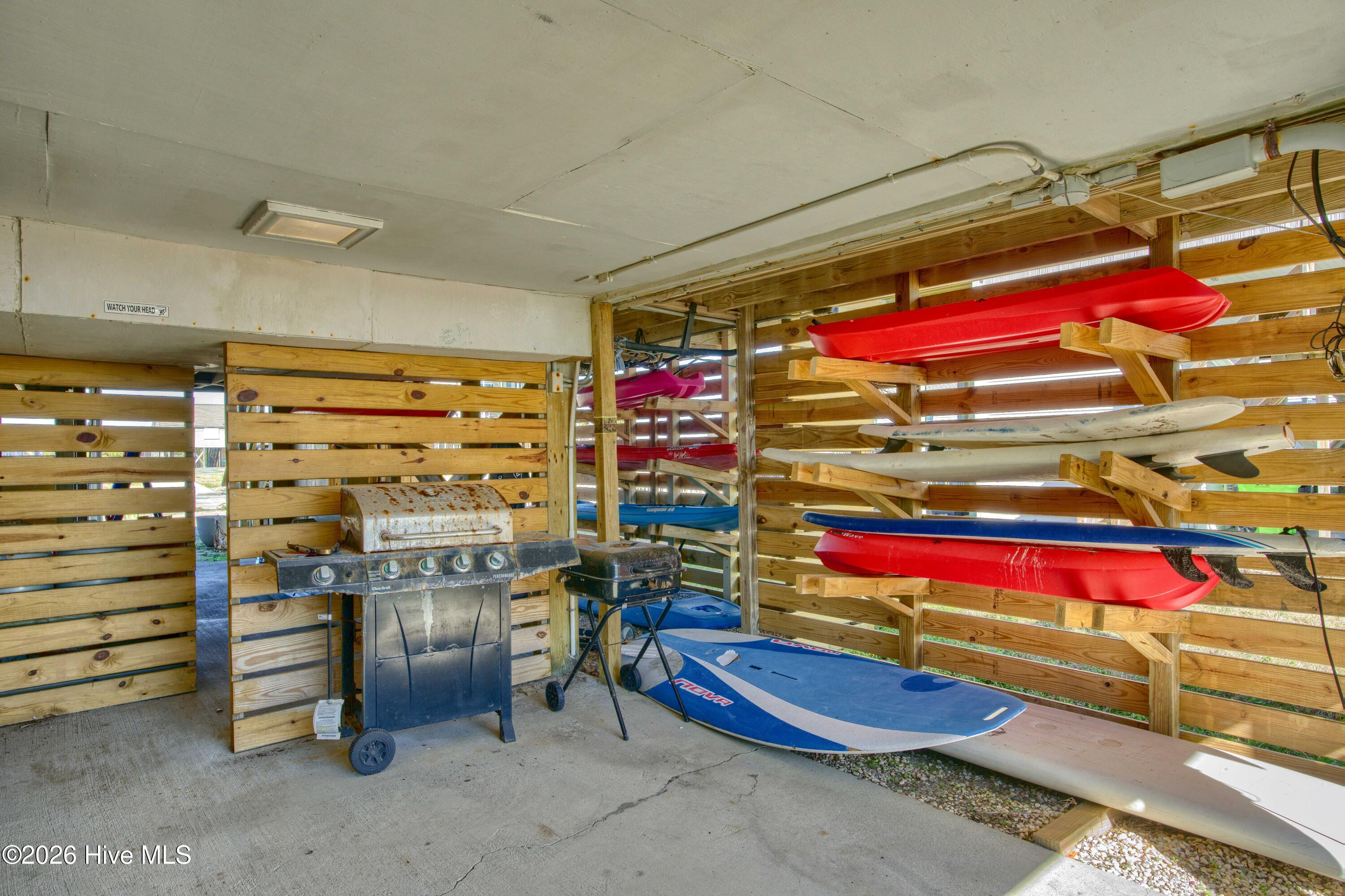 100550124 | Photo 71