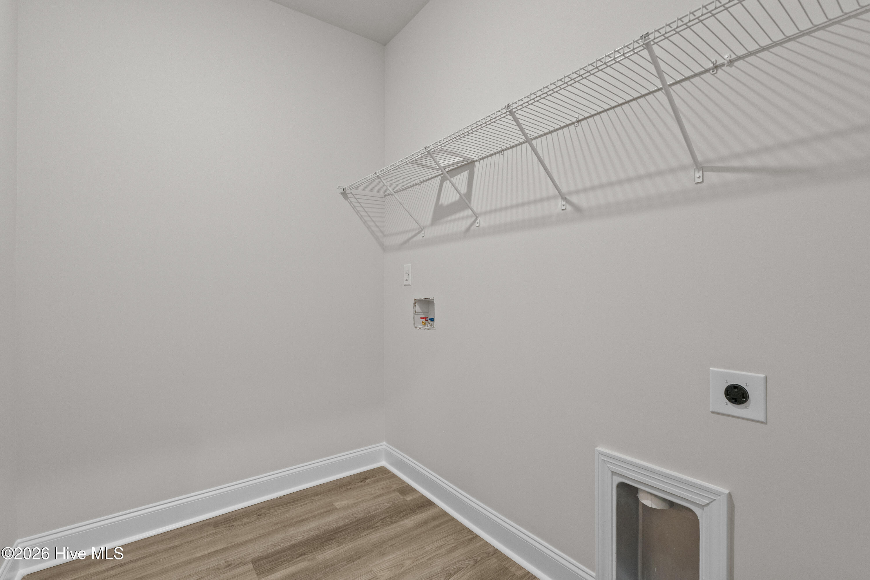 100554754 | Photo 37