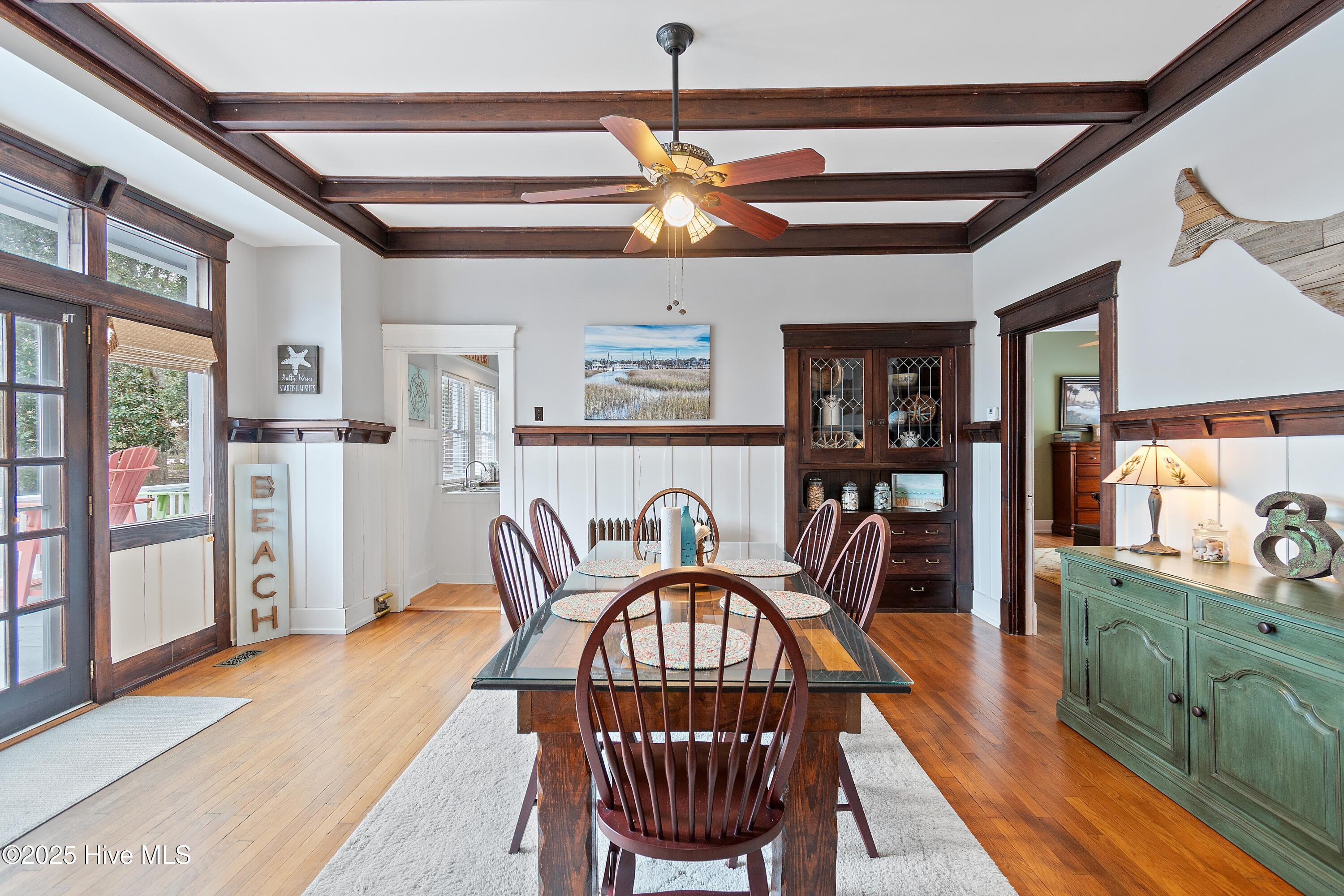 100544139 | Photo 19