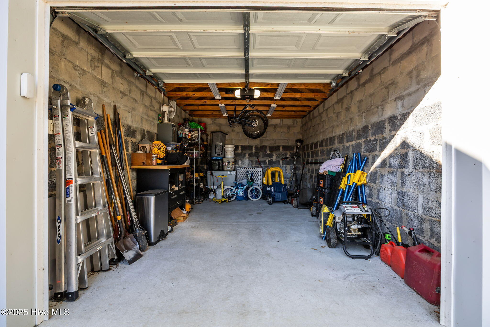 Homes for sale in Raleigh, NC | 727 E Whitaker Mill Rd, Raleigh, NC 27608 | MLS# 100539503