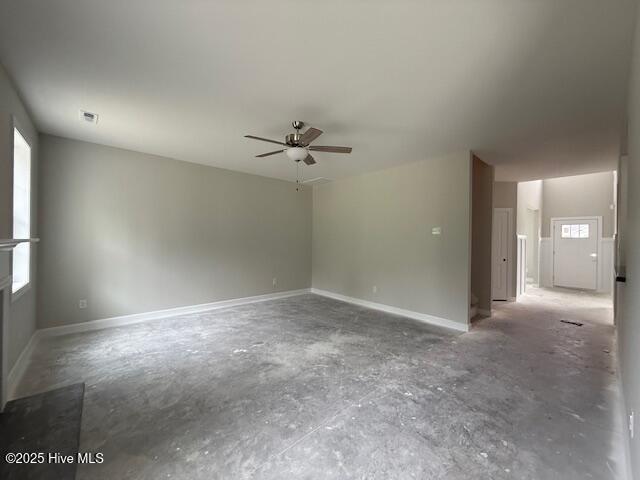 100563437 | Photo 37