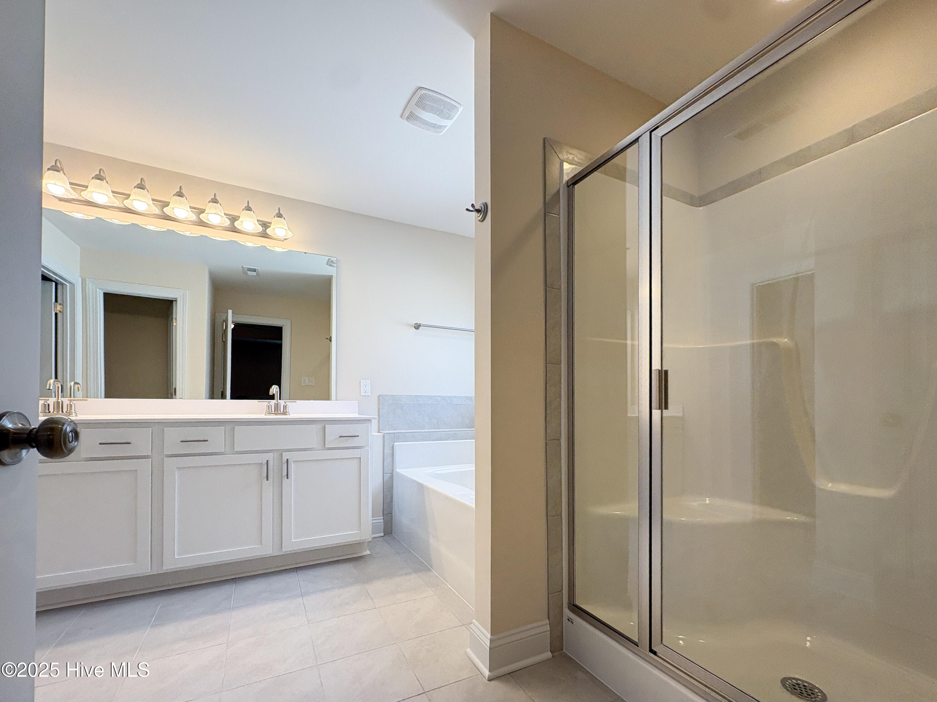 100499948 | Photo 18