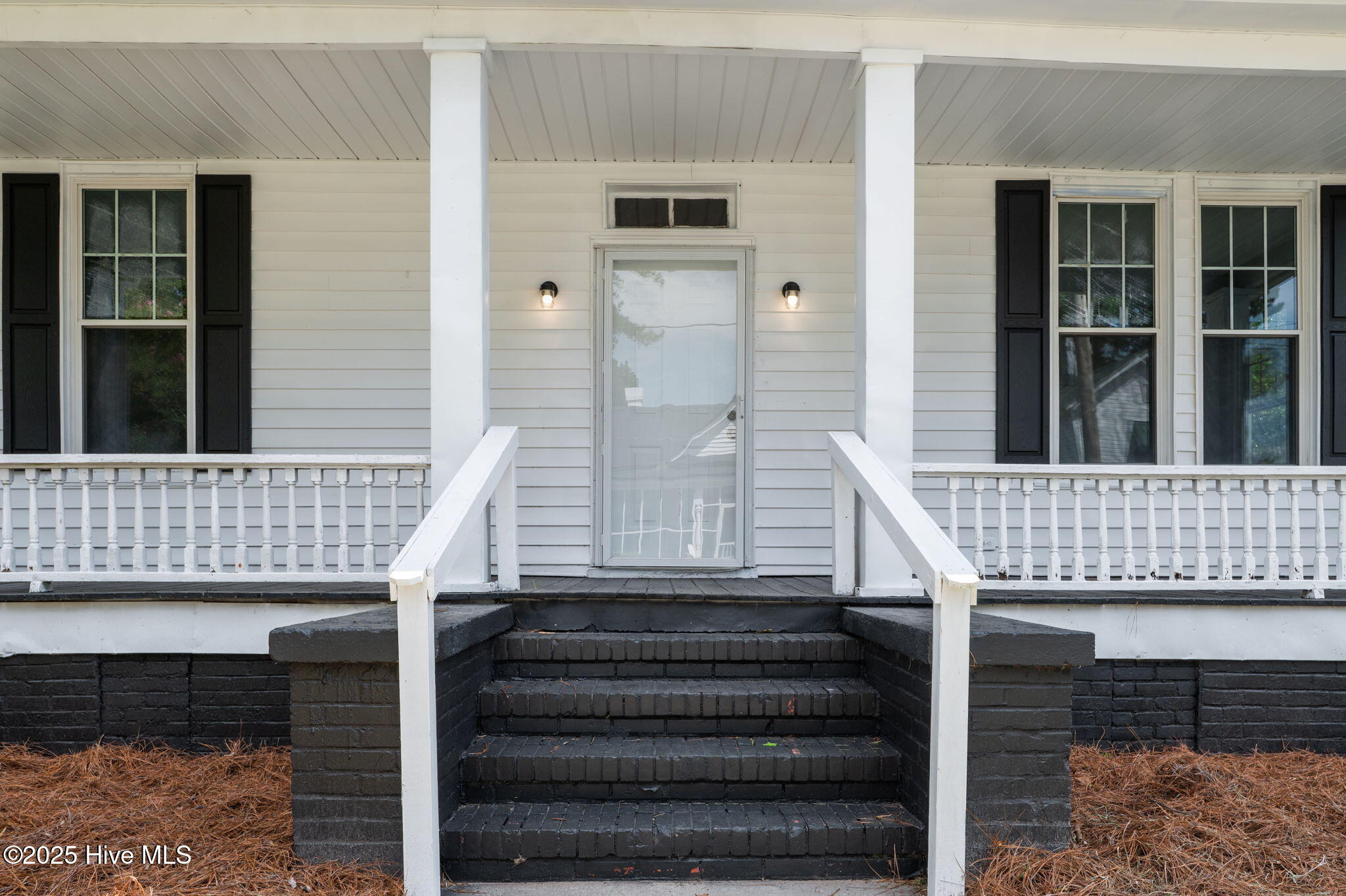 Homes for sale in Kinston, NC | 109 E Grainger Ave, Kinston, NC 28501 | MLS# 100527510