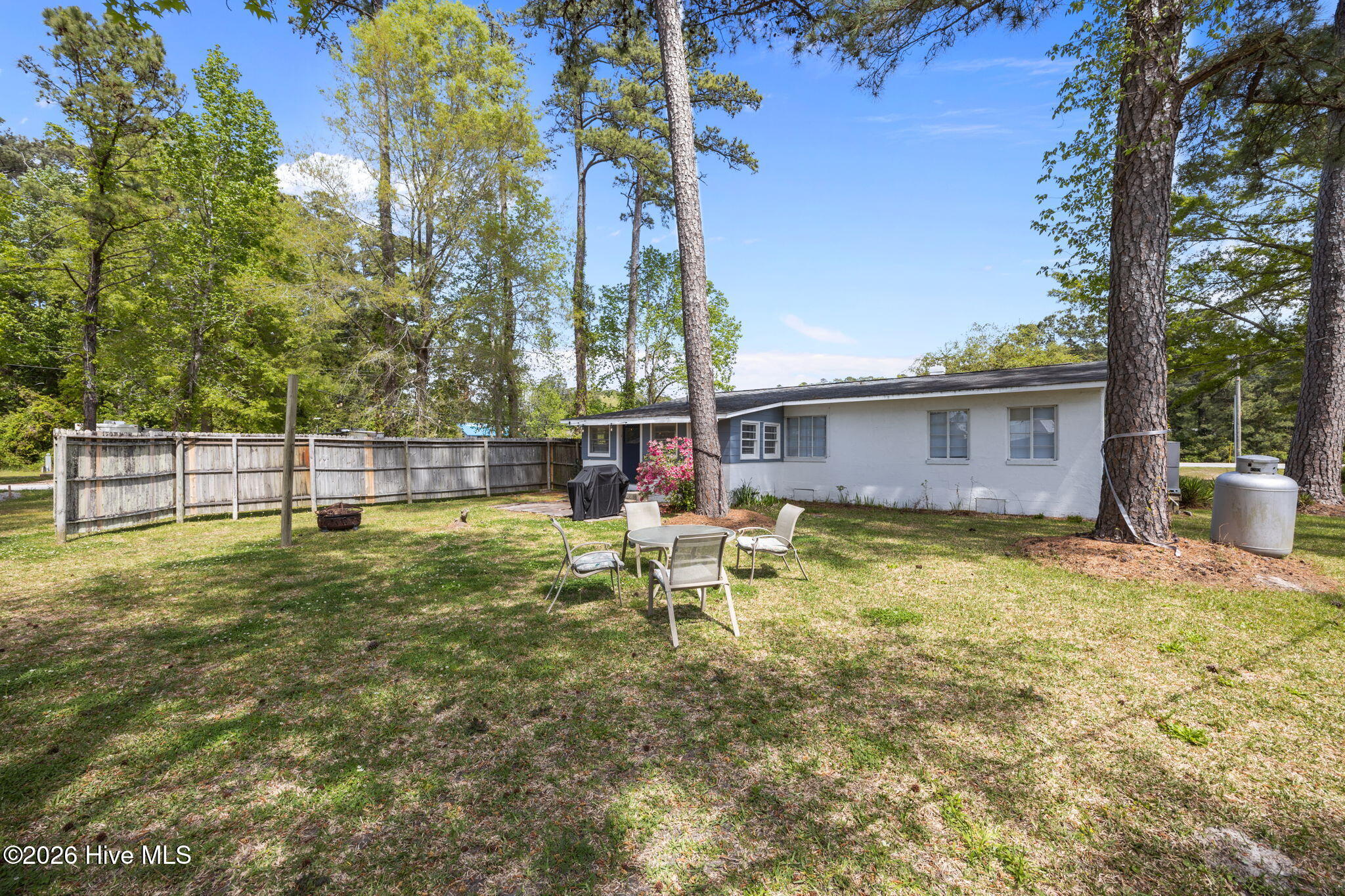 1103 Broad Street Ext,Oriental
