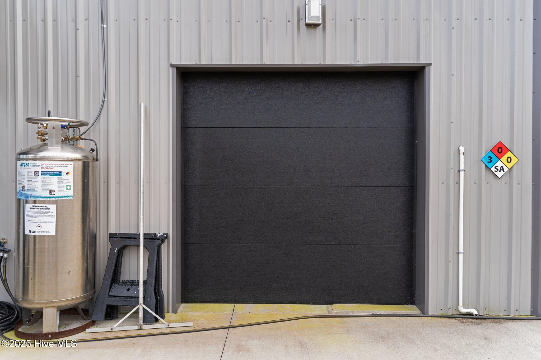 100545245 | Photo 52