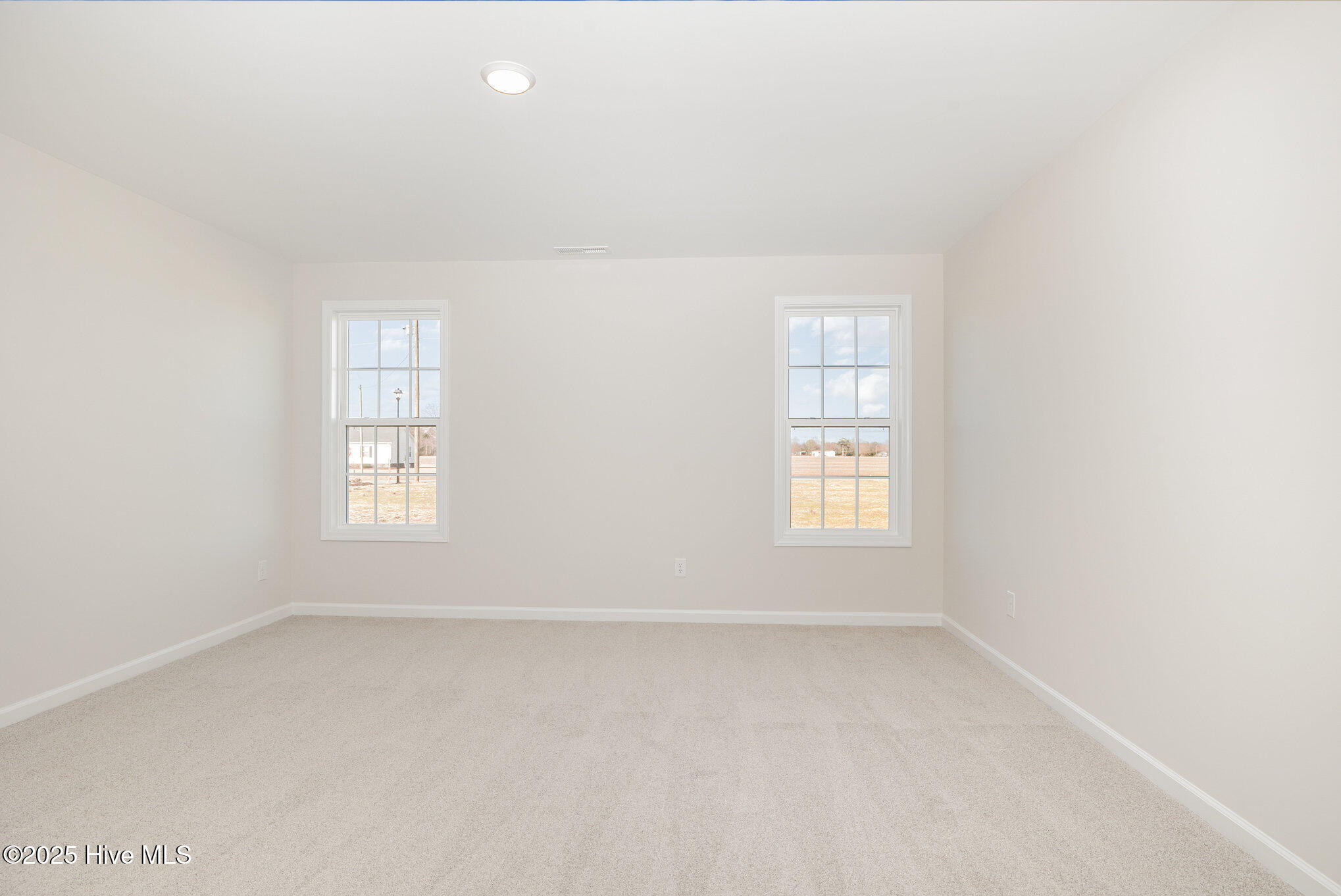 15 Littlefield Lane, La Grange, NC, 28551