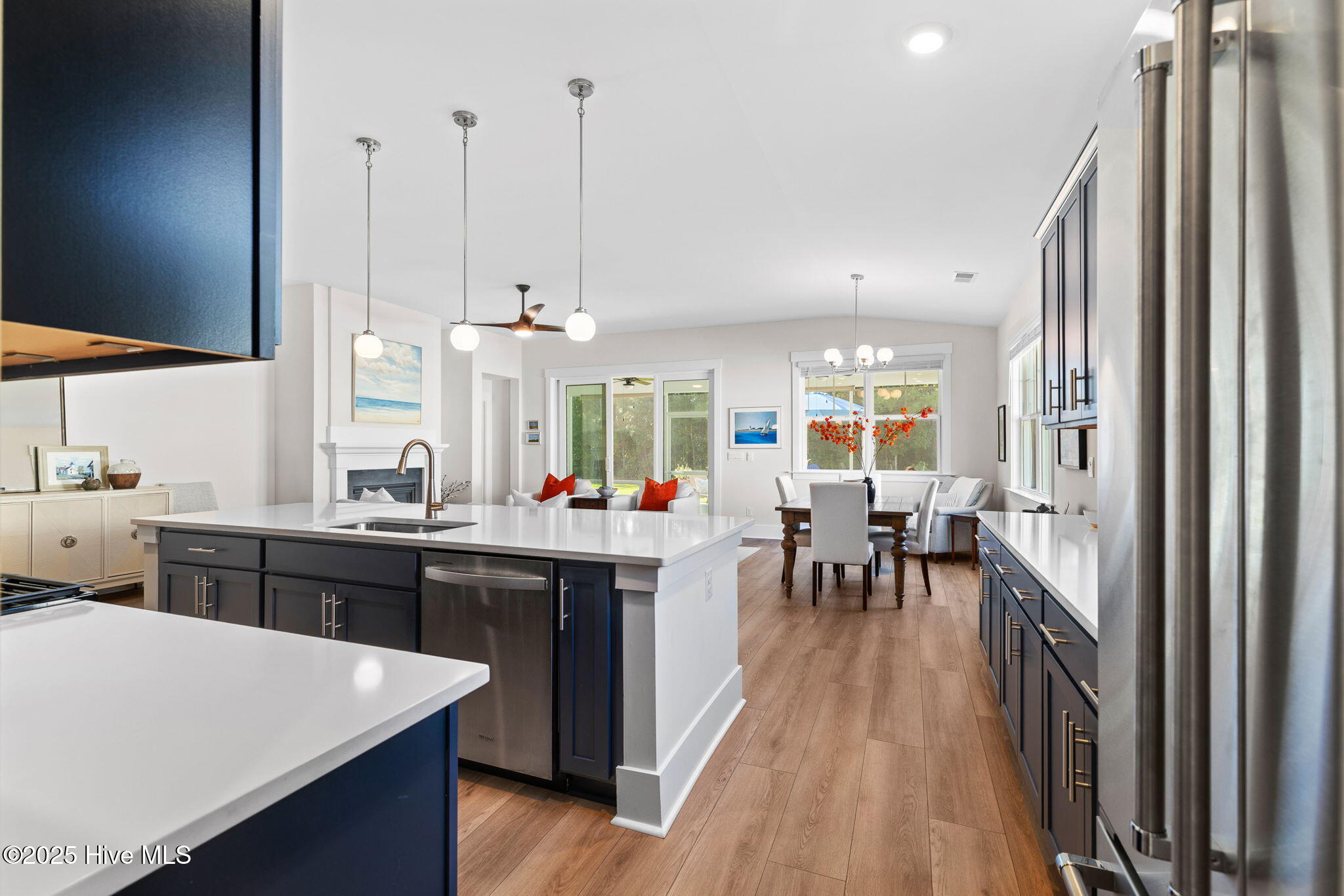 100534721 | Photo 17