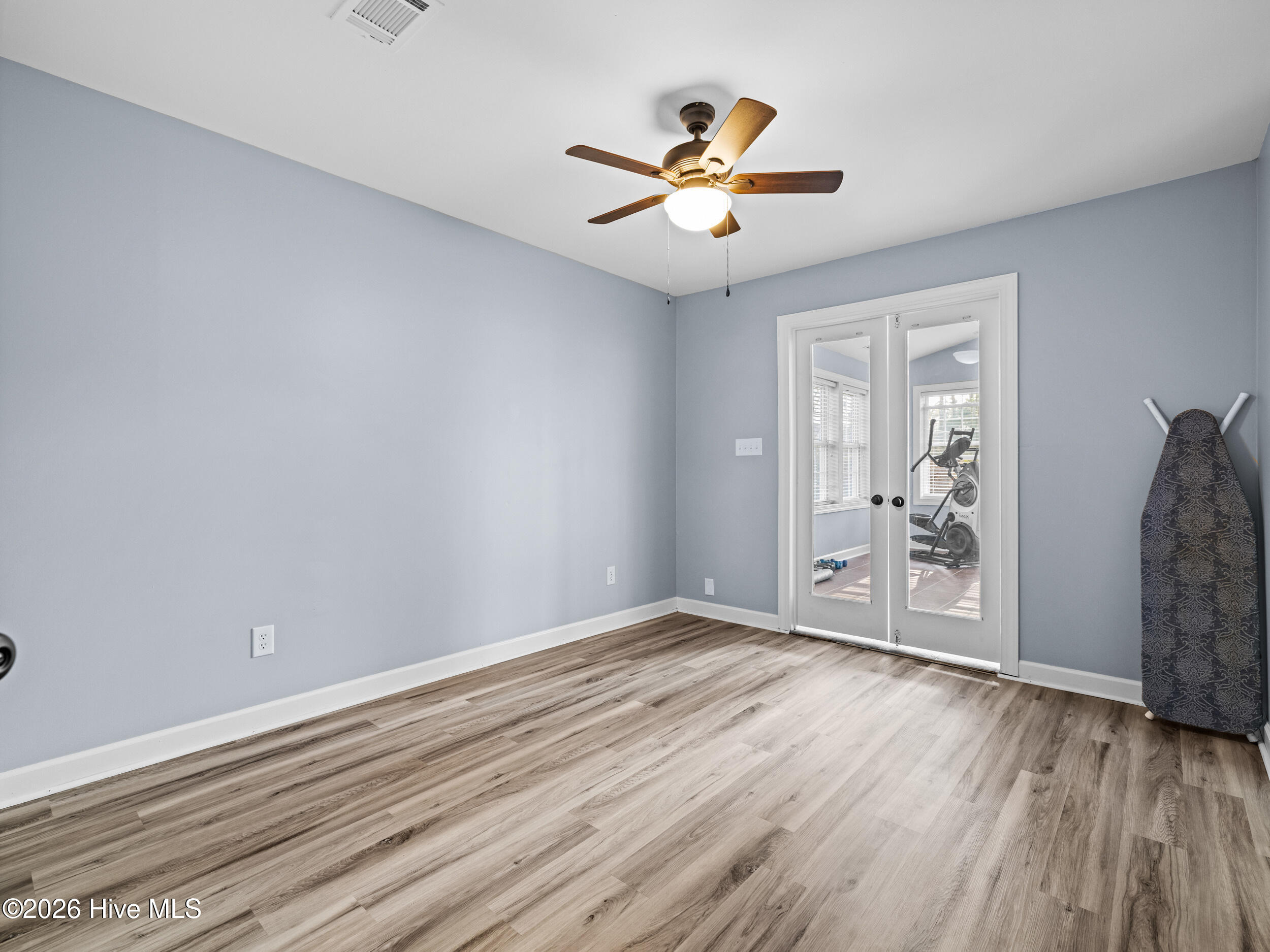 100555942 | Photo 42