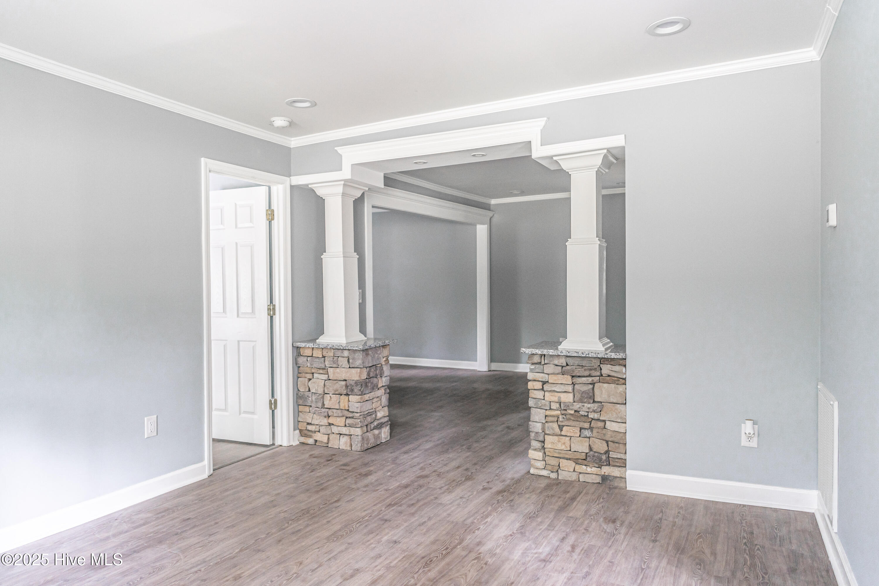 2396 Putnam Glendon Road