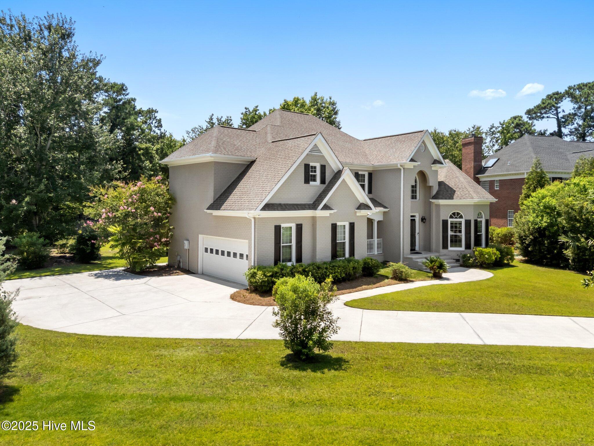 100549329 | Photo 53