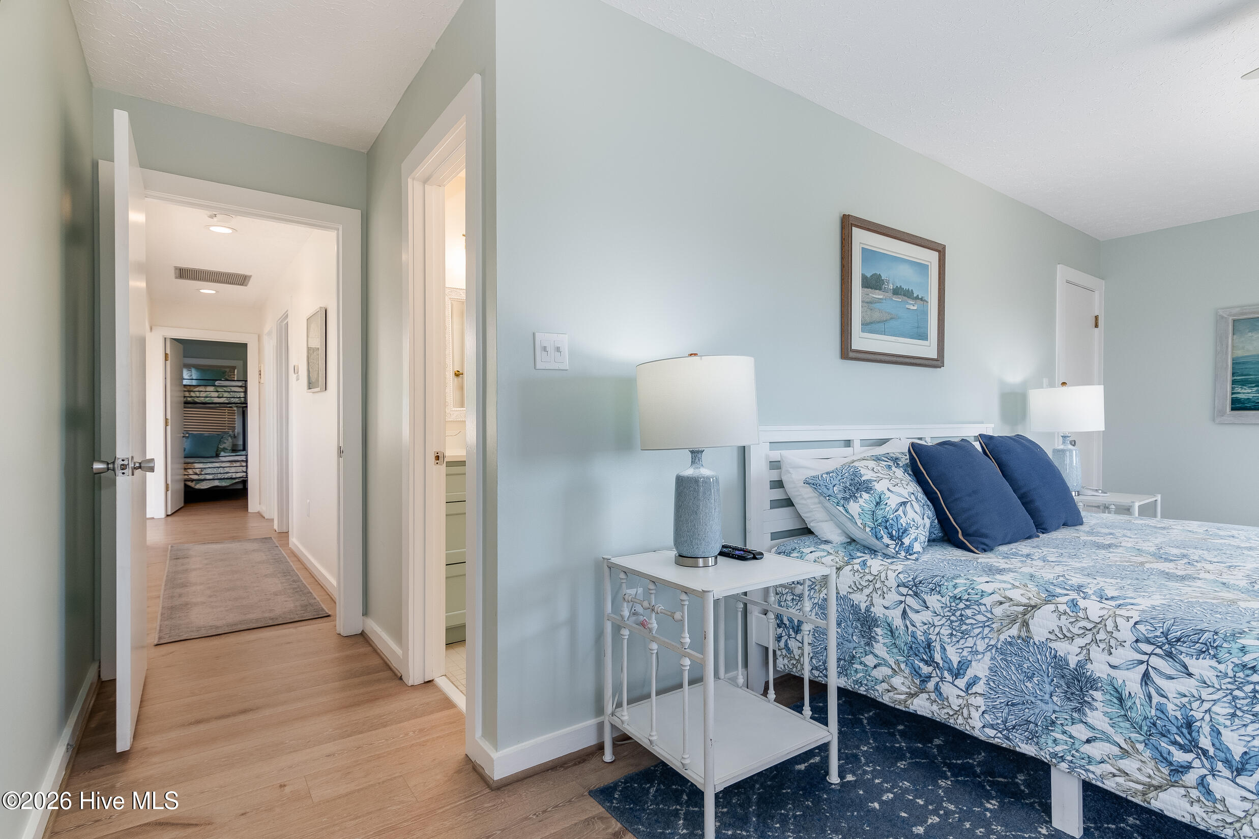 100557535 | Photo 29