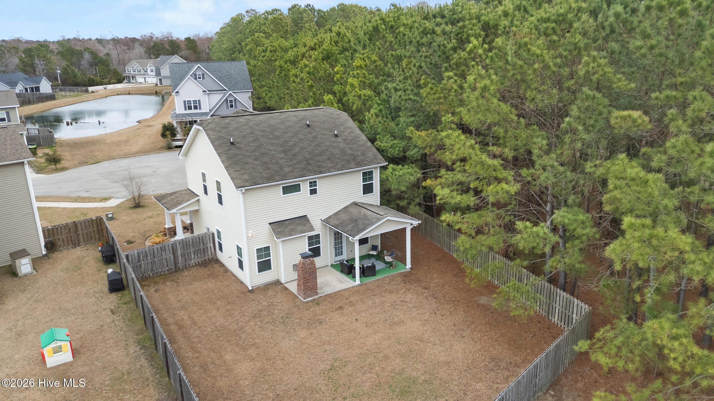 100557313 | Photo 49