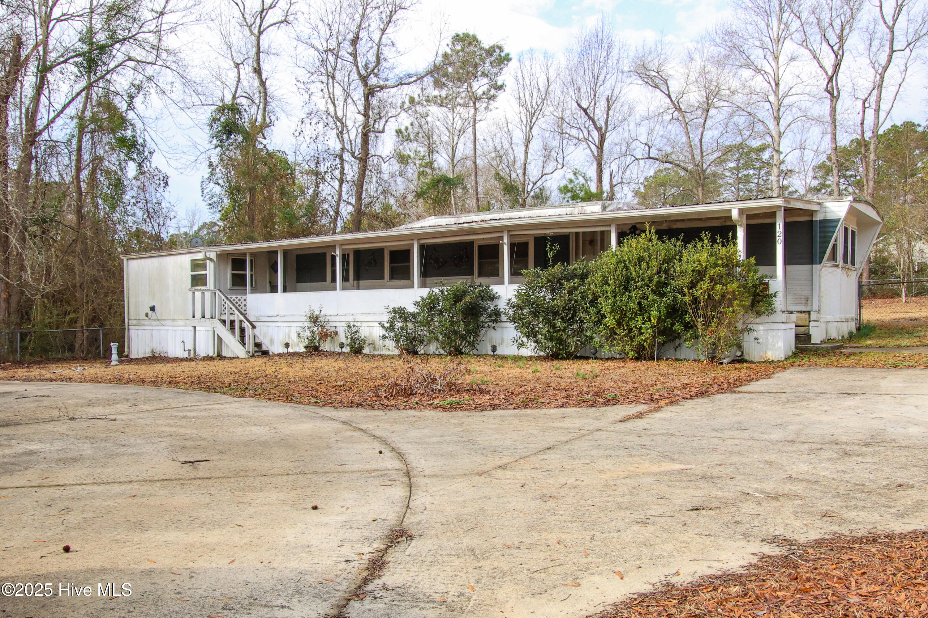120 Youpon Drive, Hubert, NC 28539 – photo 3: IMG_1060