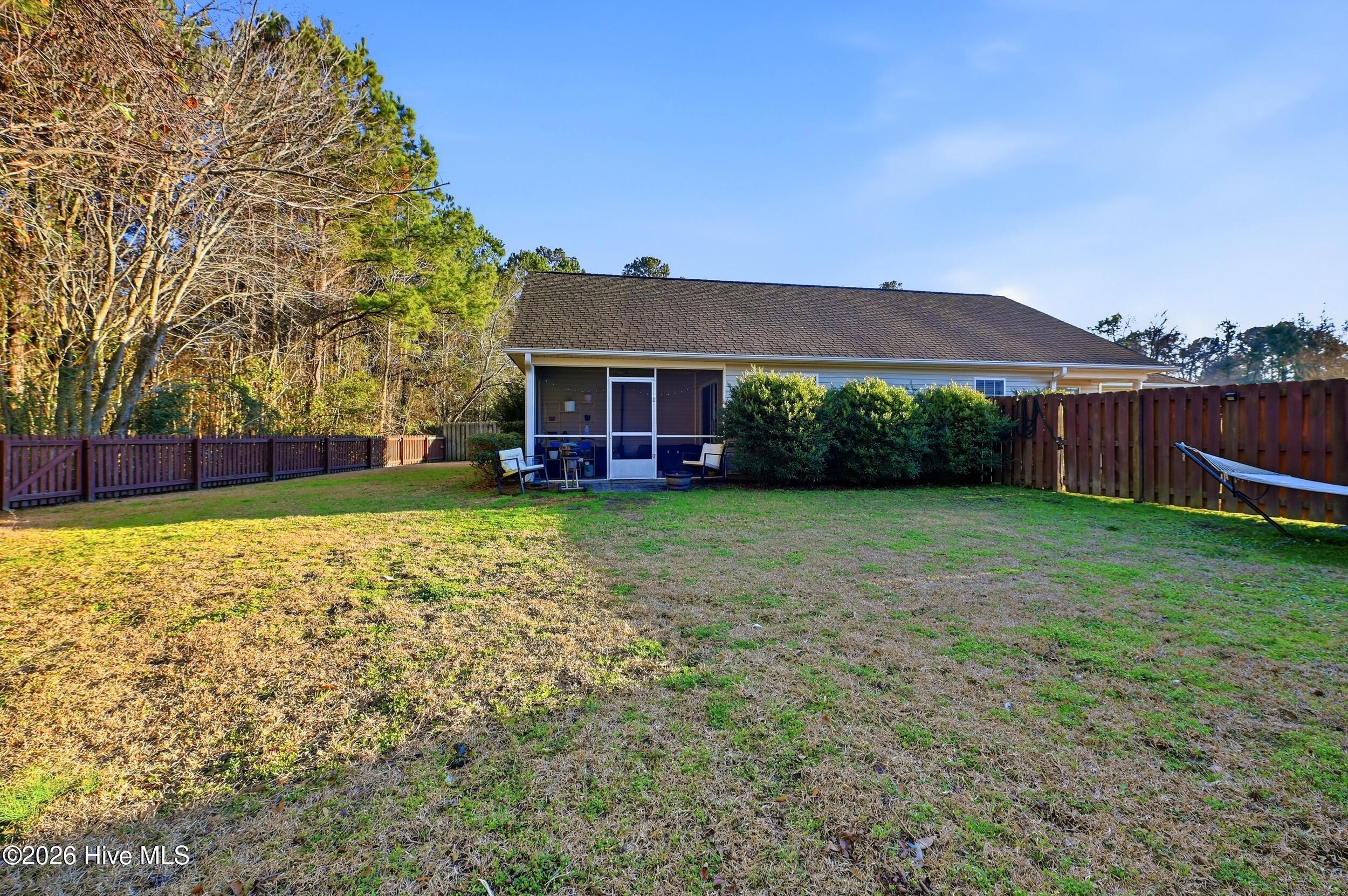 100555360 | Photo 20