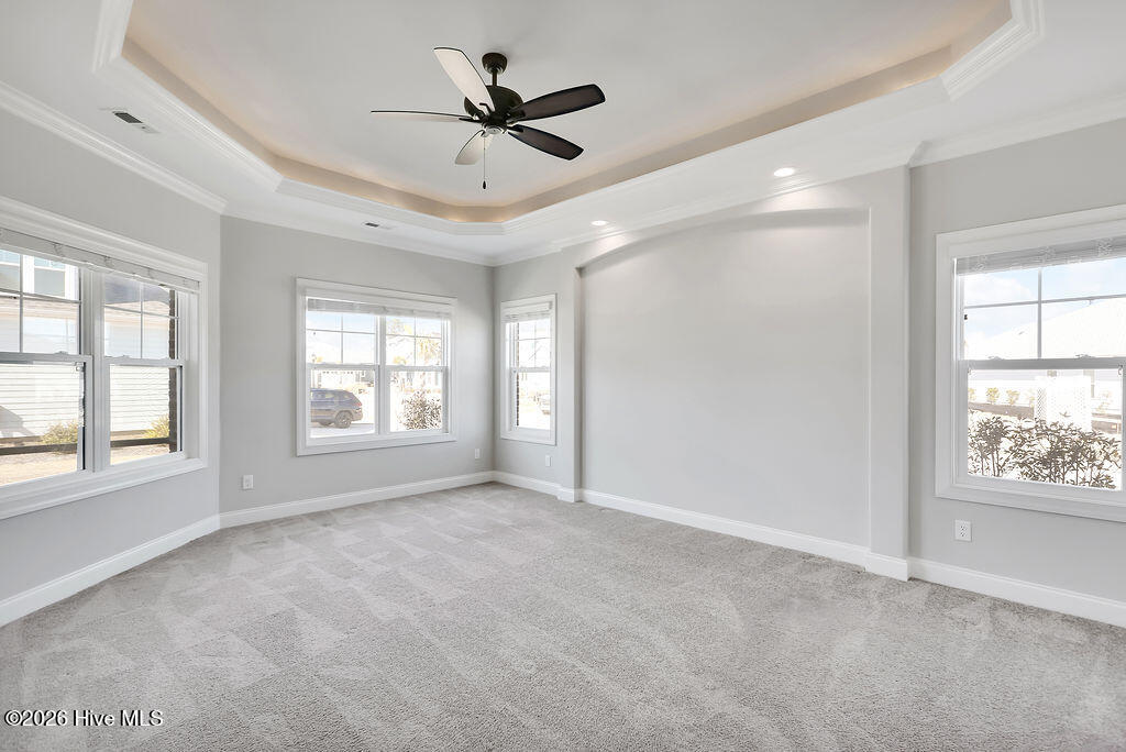 100555055 | Photo 16