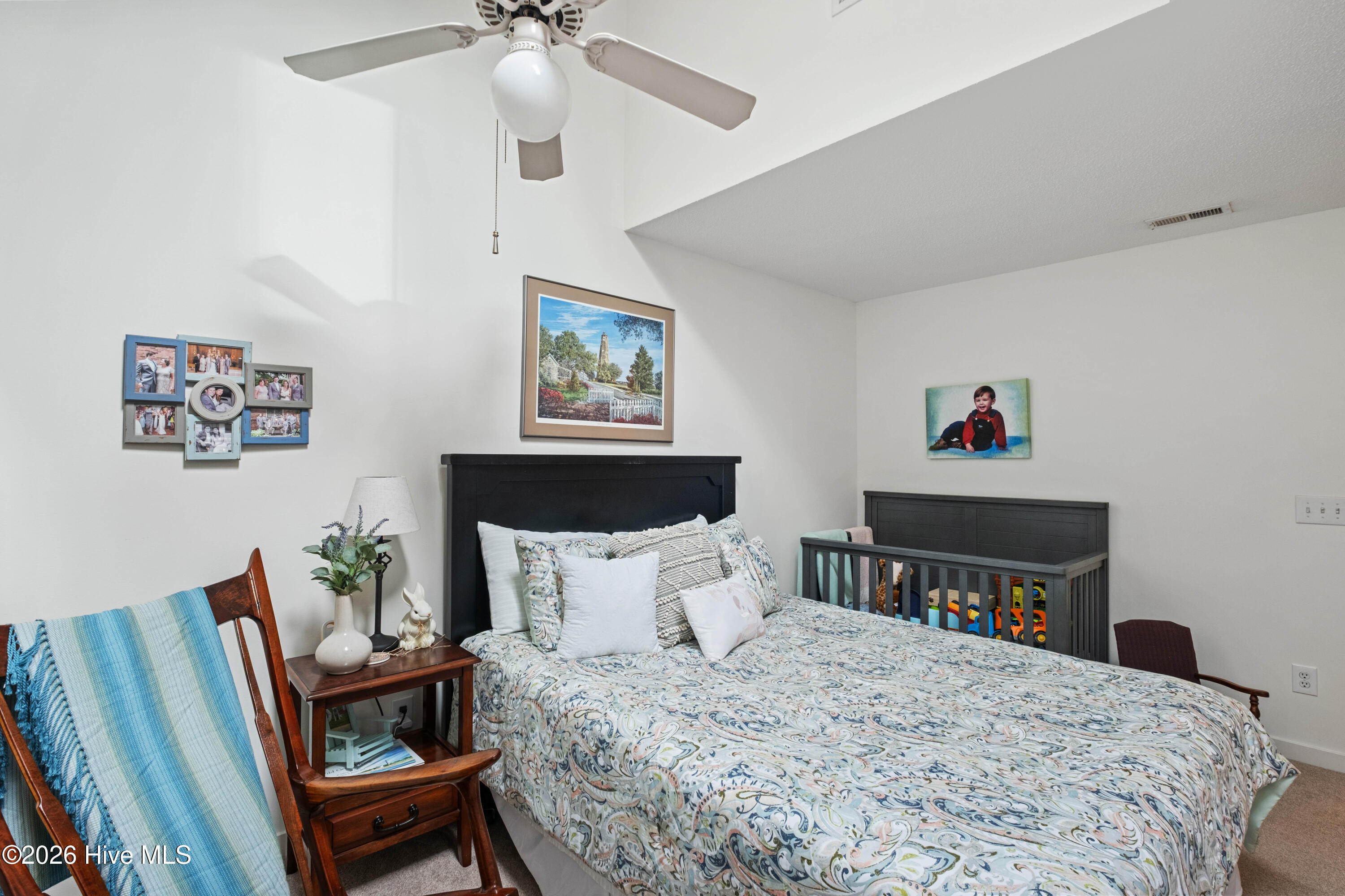 100560889 | Photo 31