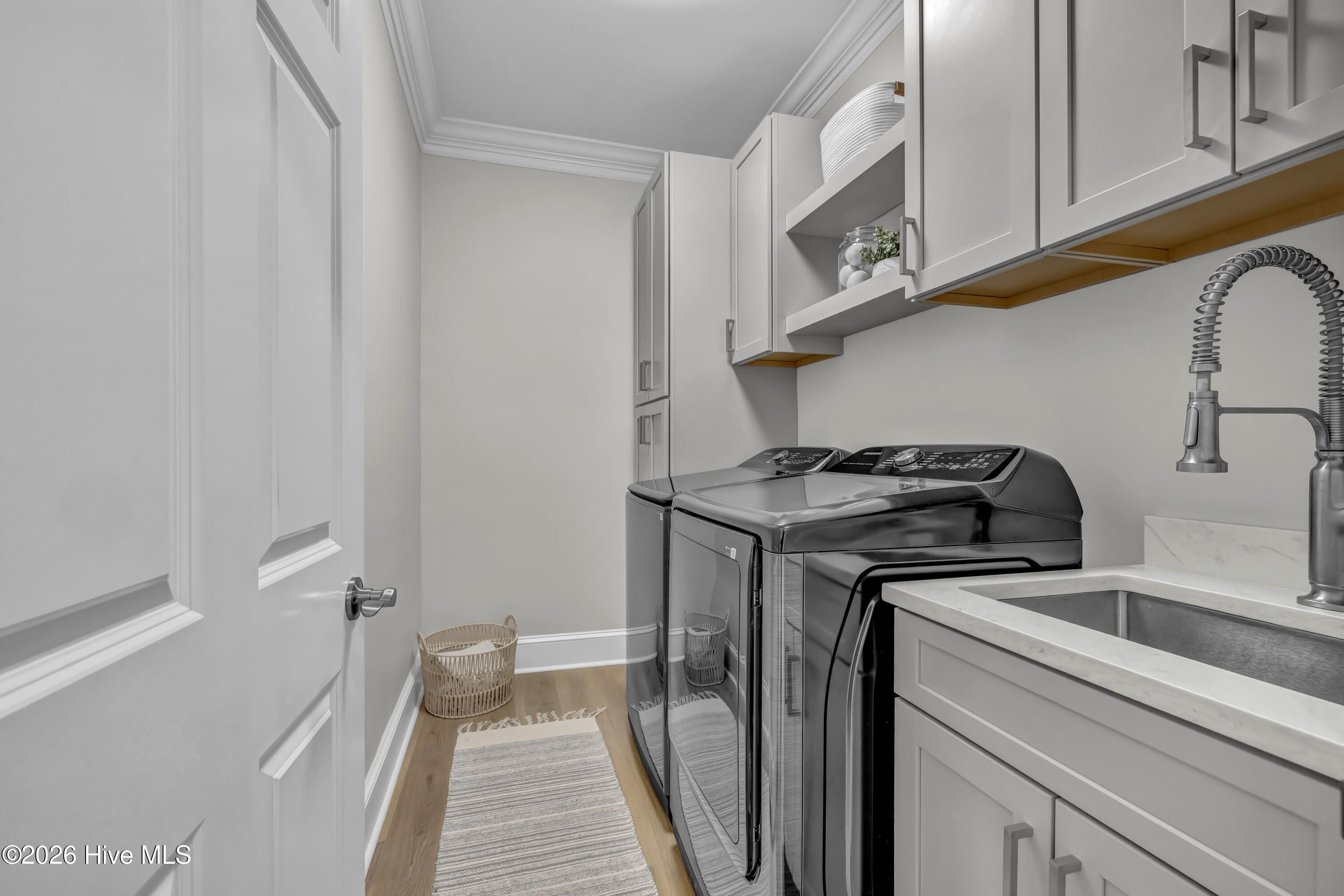 100552340 | Photo 46