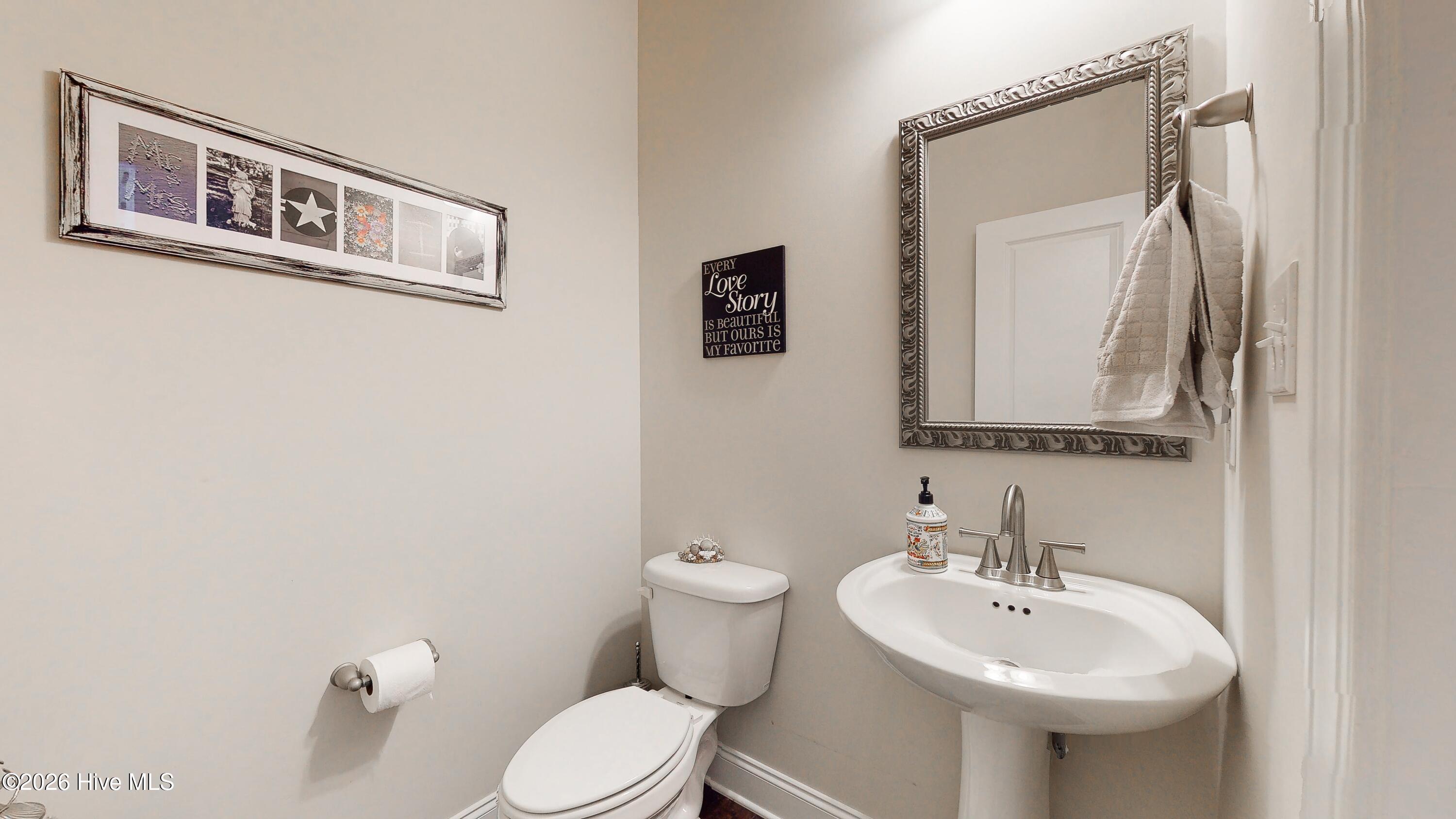 100570158 | Photo 23