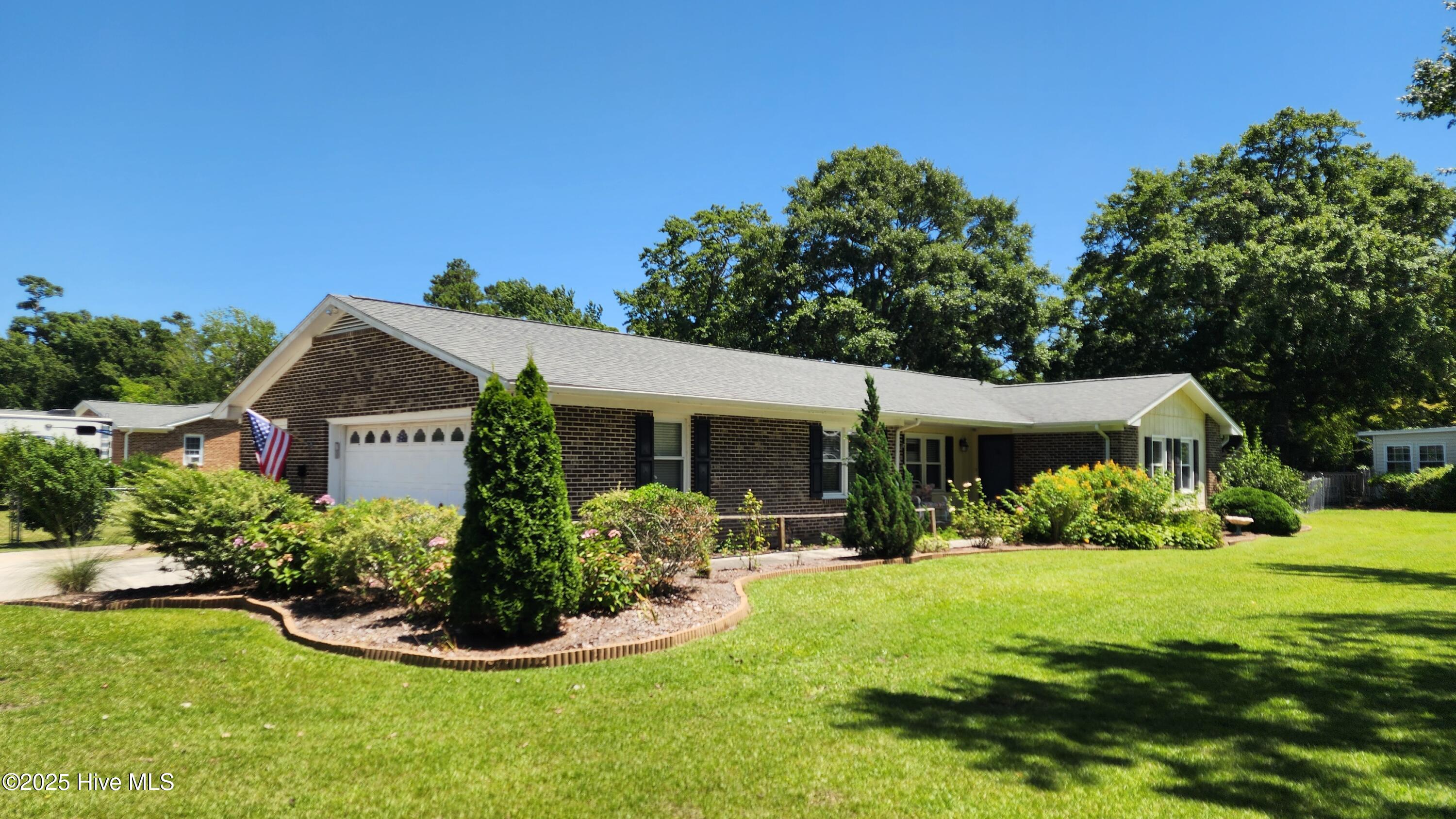 Homes for sale in Morehead City, NC | 706 Hedrick Blvd, Morehead City, NC 28557 | MLS# 100533839